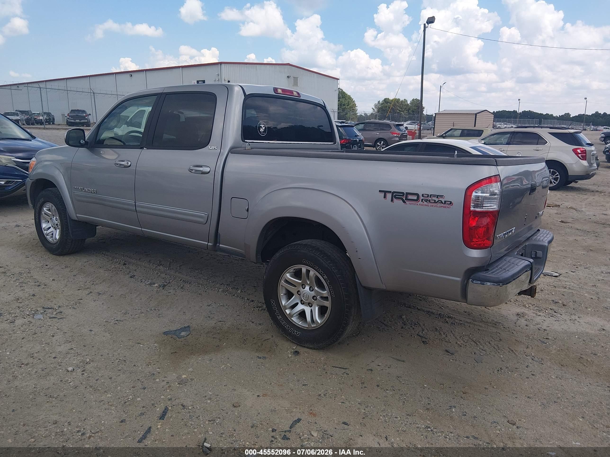 2005 Toyota Tundra Sr5 V8 Silver vin: 5TBDT44175S501032