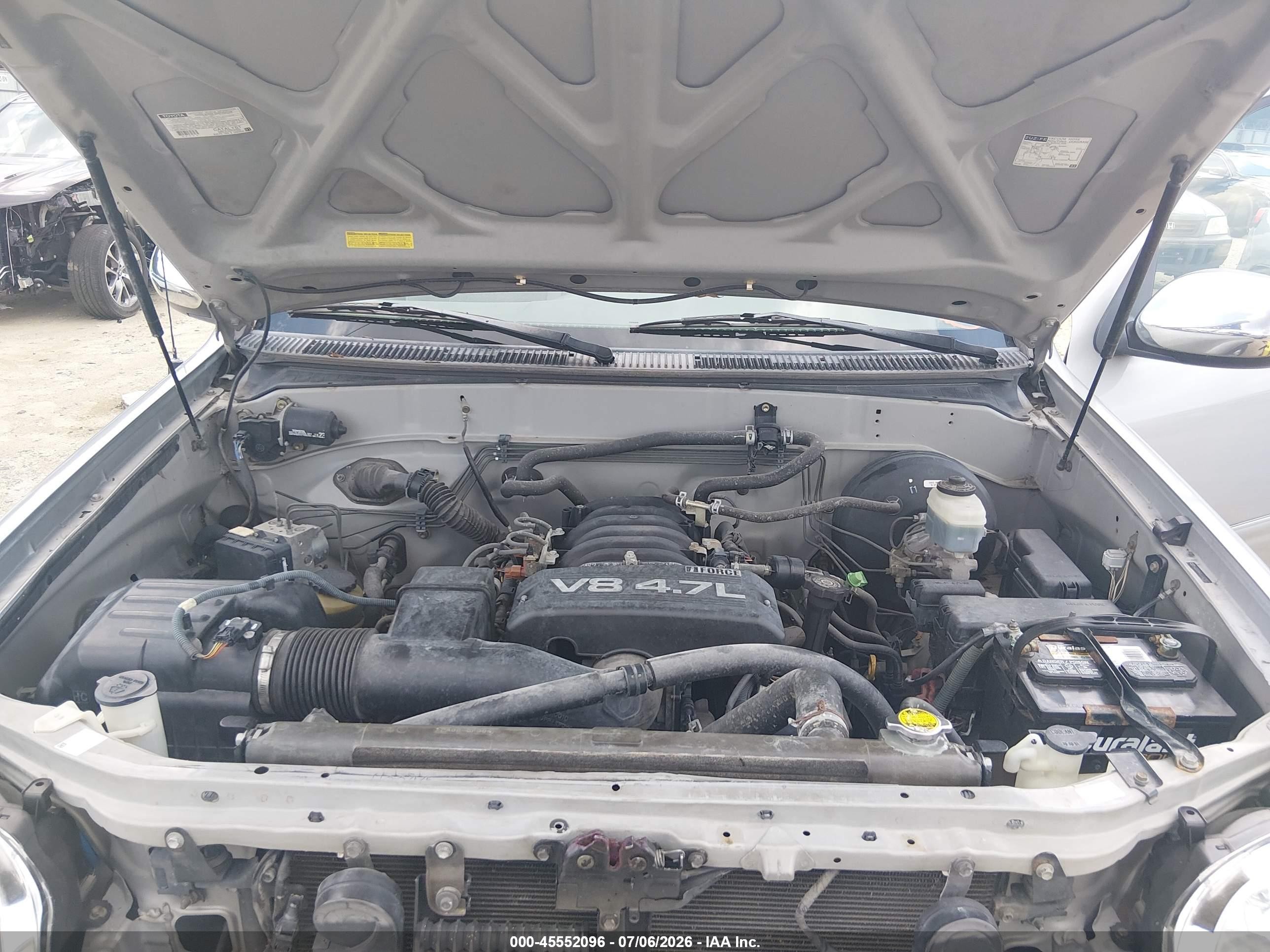 2005 Toyota Tundra Sr5 V8 Silver vin: 5TBDT44175S501032