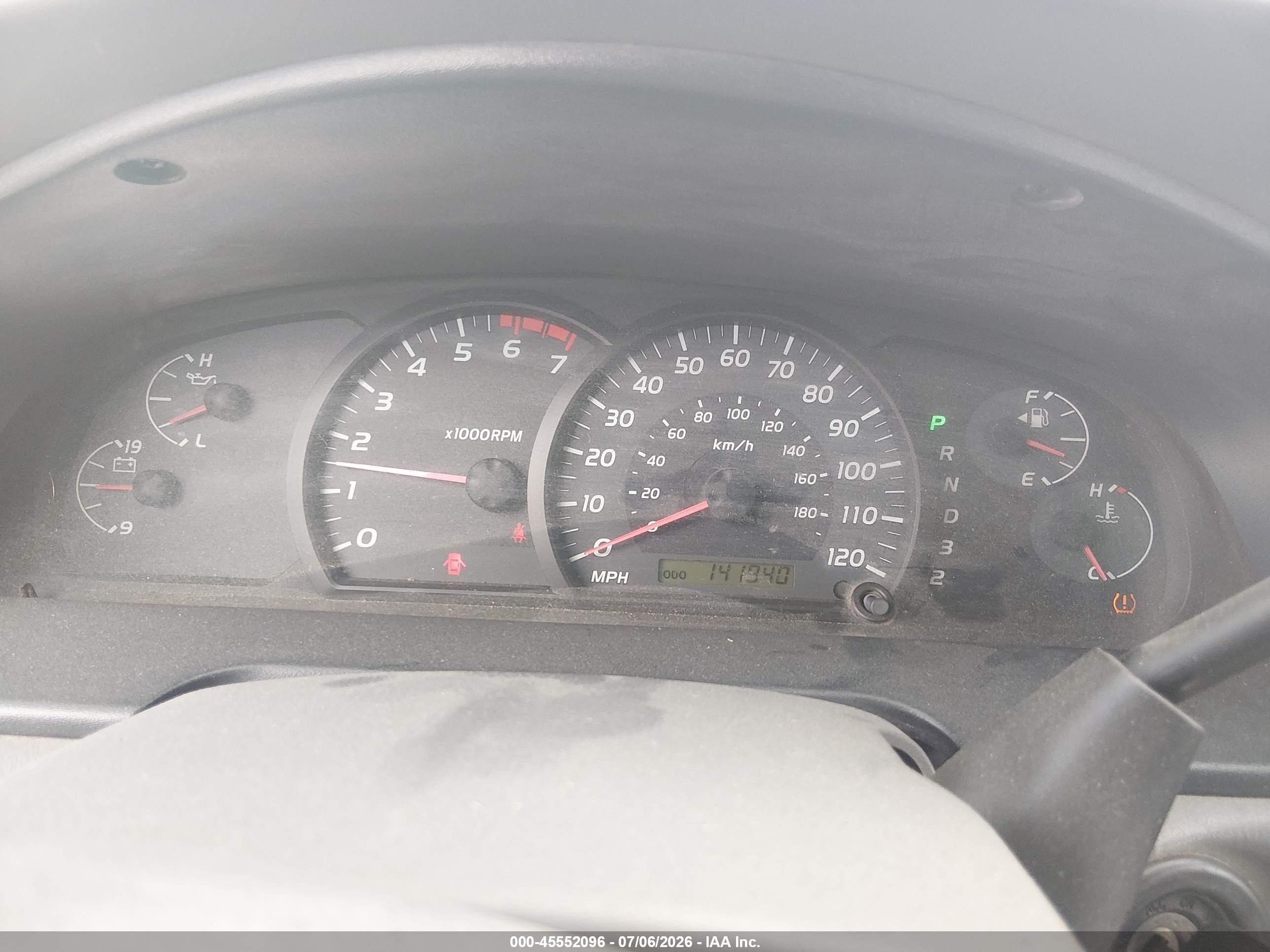 2005 Toyota Tundra Sr5 V8 Silver vin: 5TBDT44175S501032