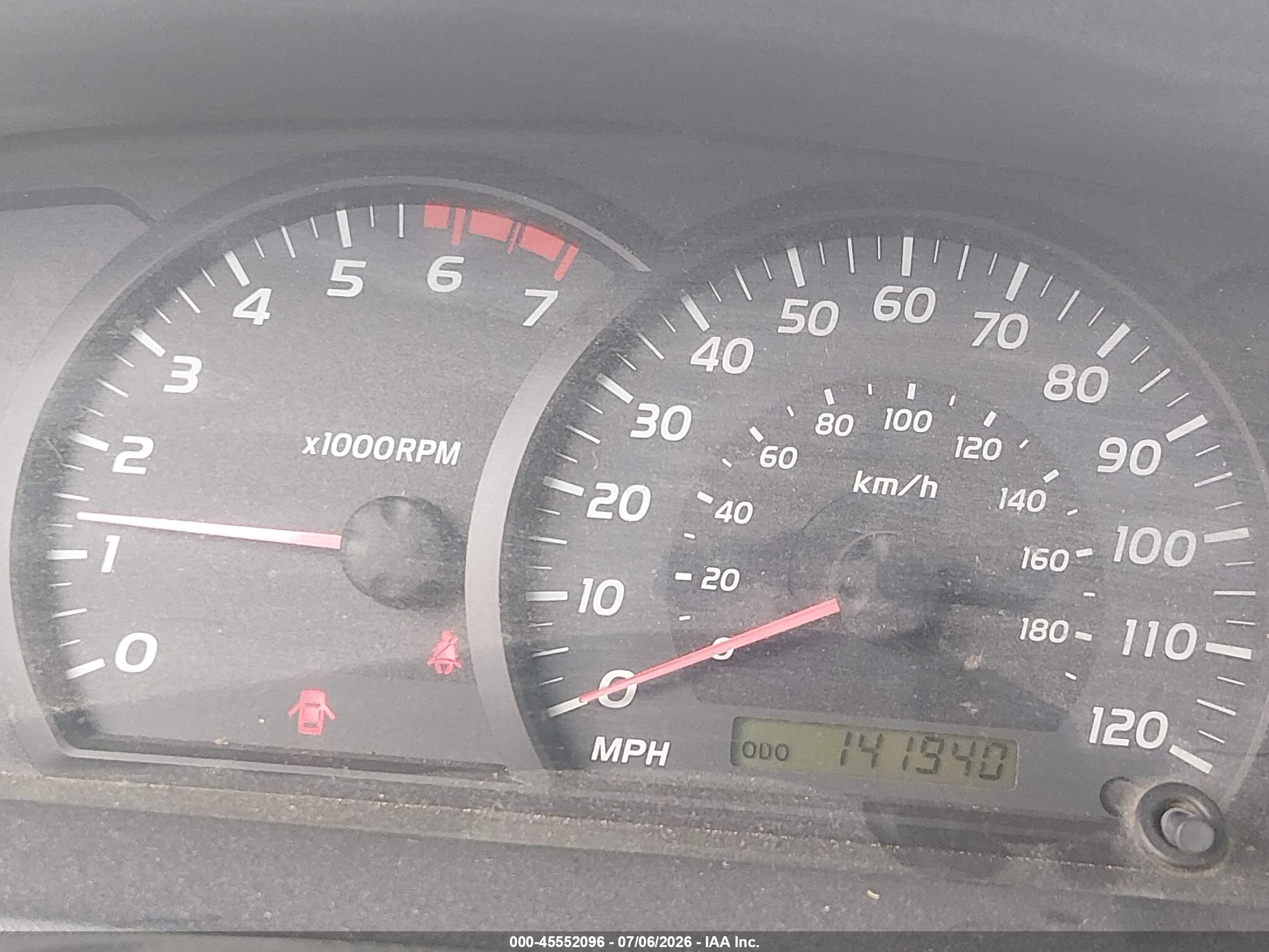 2005 Toyota Tundra Sr5 V8 Silver vin: 5TBDT44175S501032