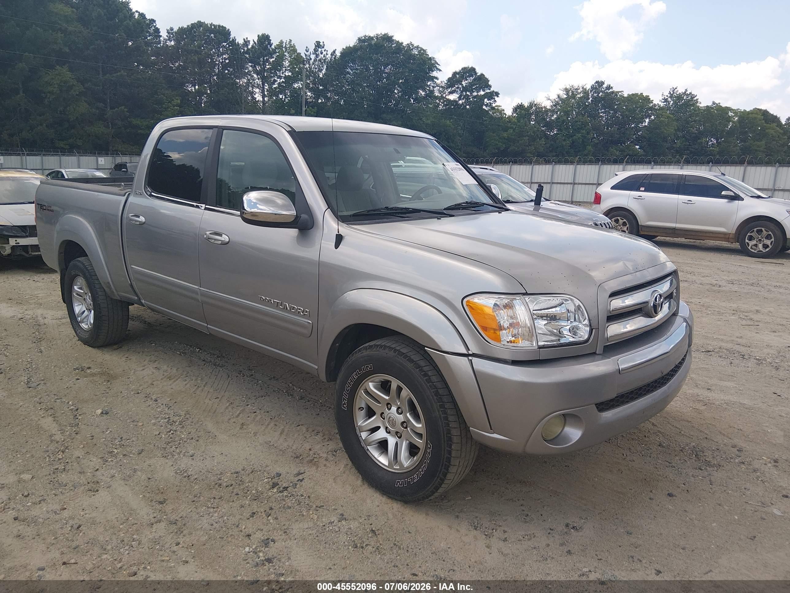 2005 Toyota Tundra Sr5 V8 Серебряный vin: 5TBDT44175S501032