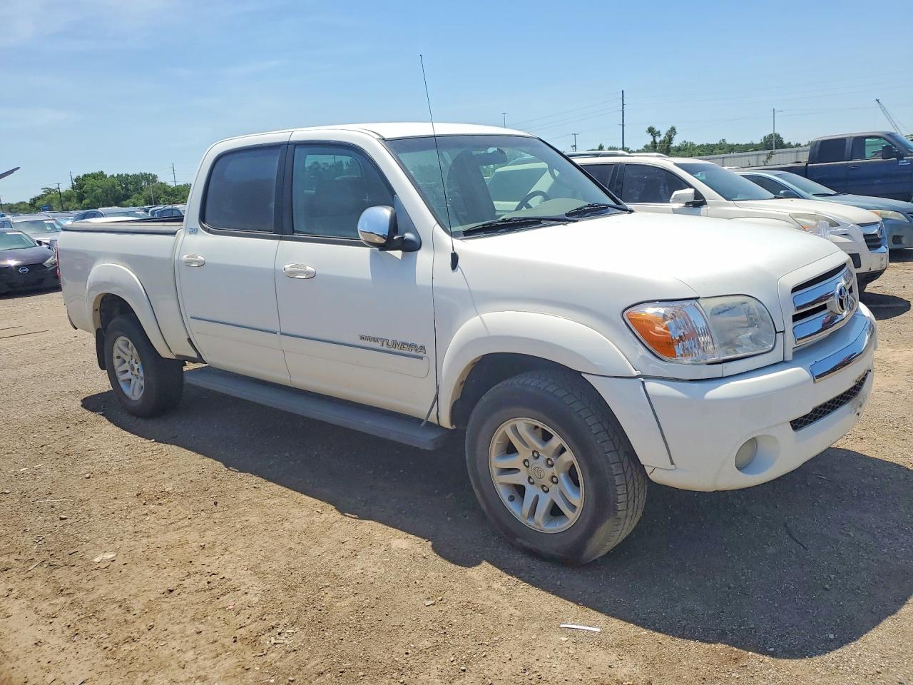 2006 Toyota Tundra Double Cab Sr5 White vin: 5TBDT44176S521198