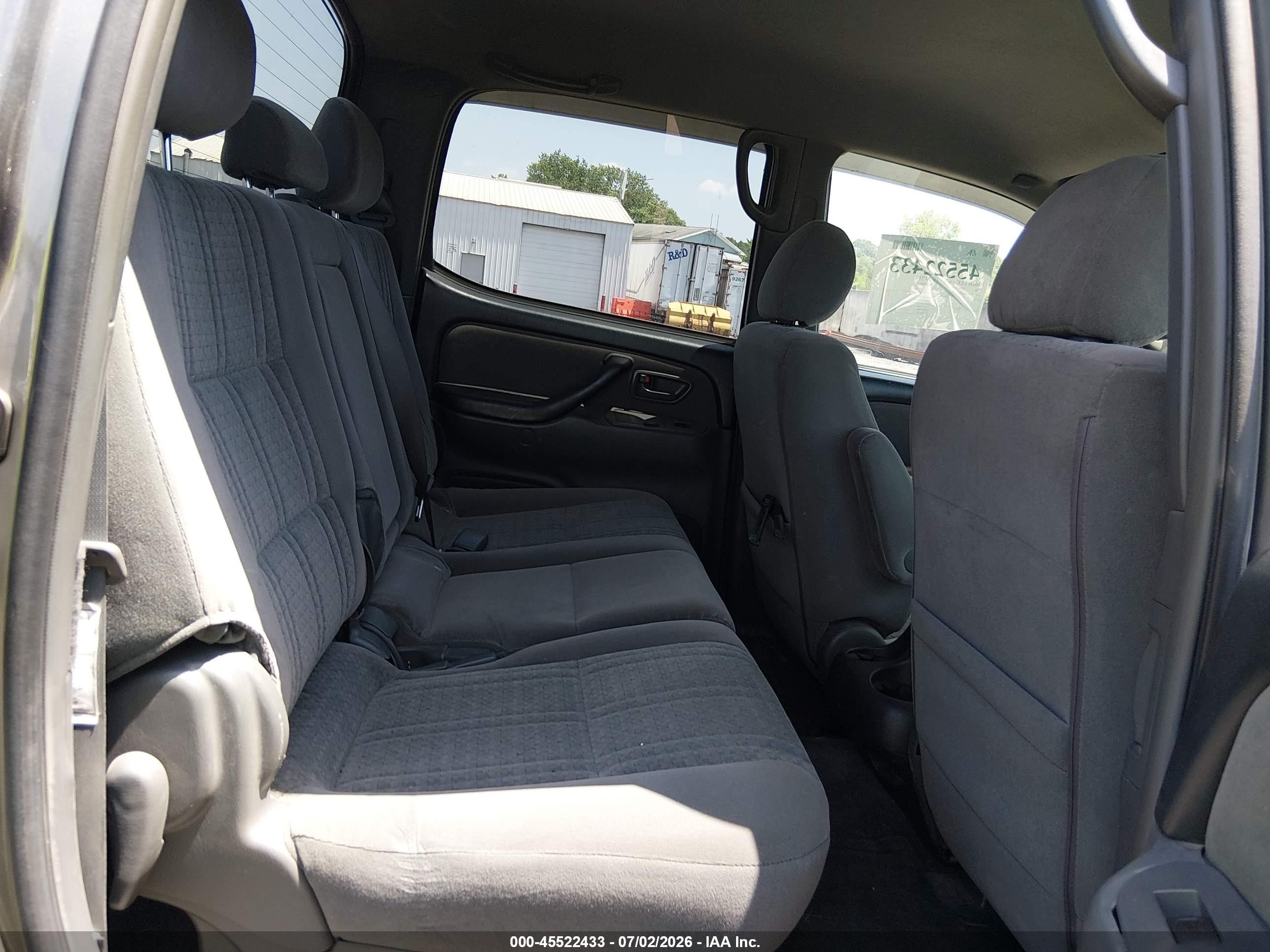 2006 Toyota Tundra Sr5 V8 Gray vin: 5TBDT44176S533190
