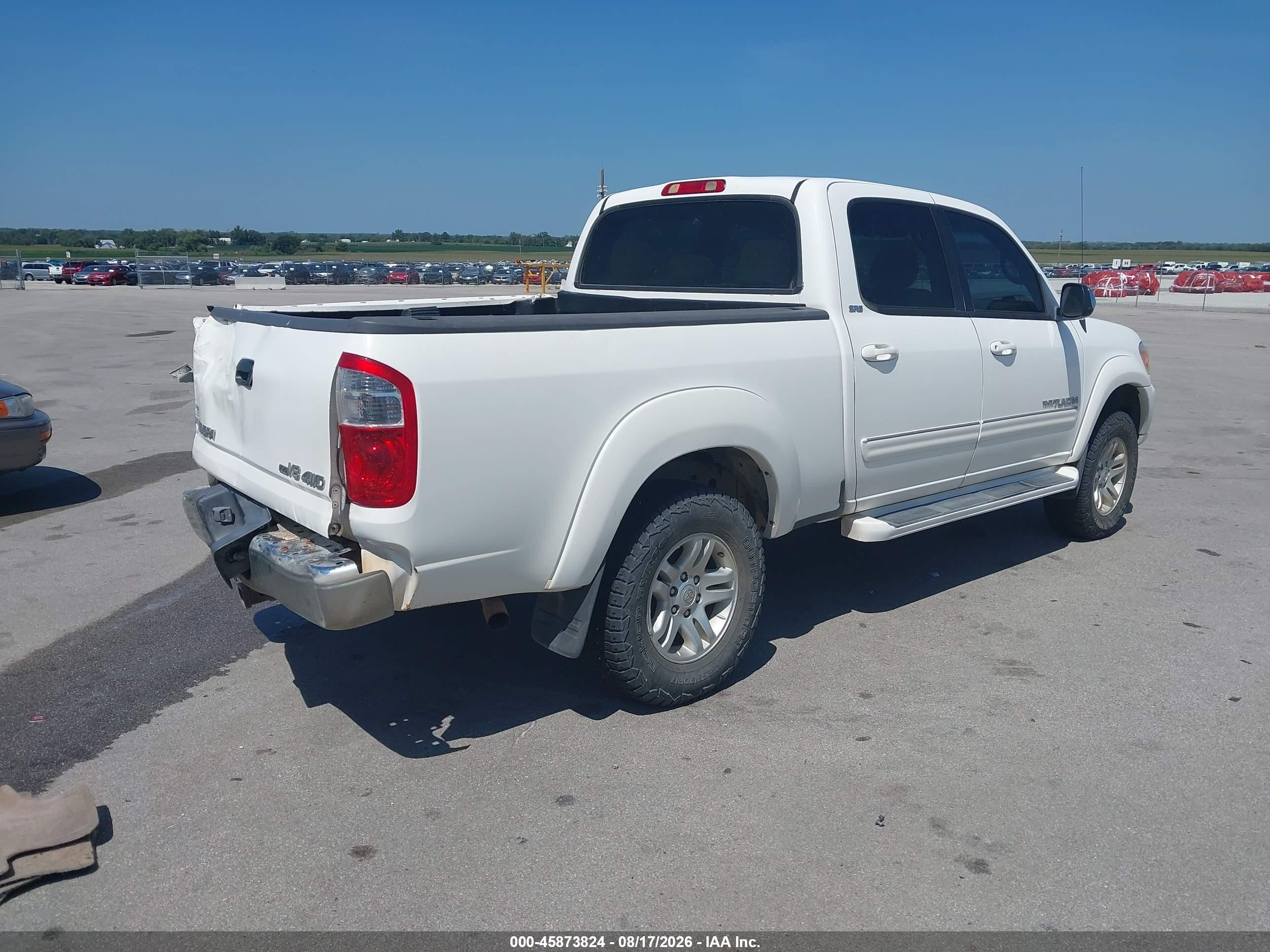 2006 Toyota Tundra Sr5 V8 White vin: 5TBDT44176S551236