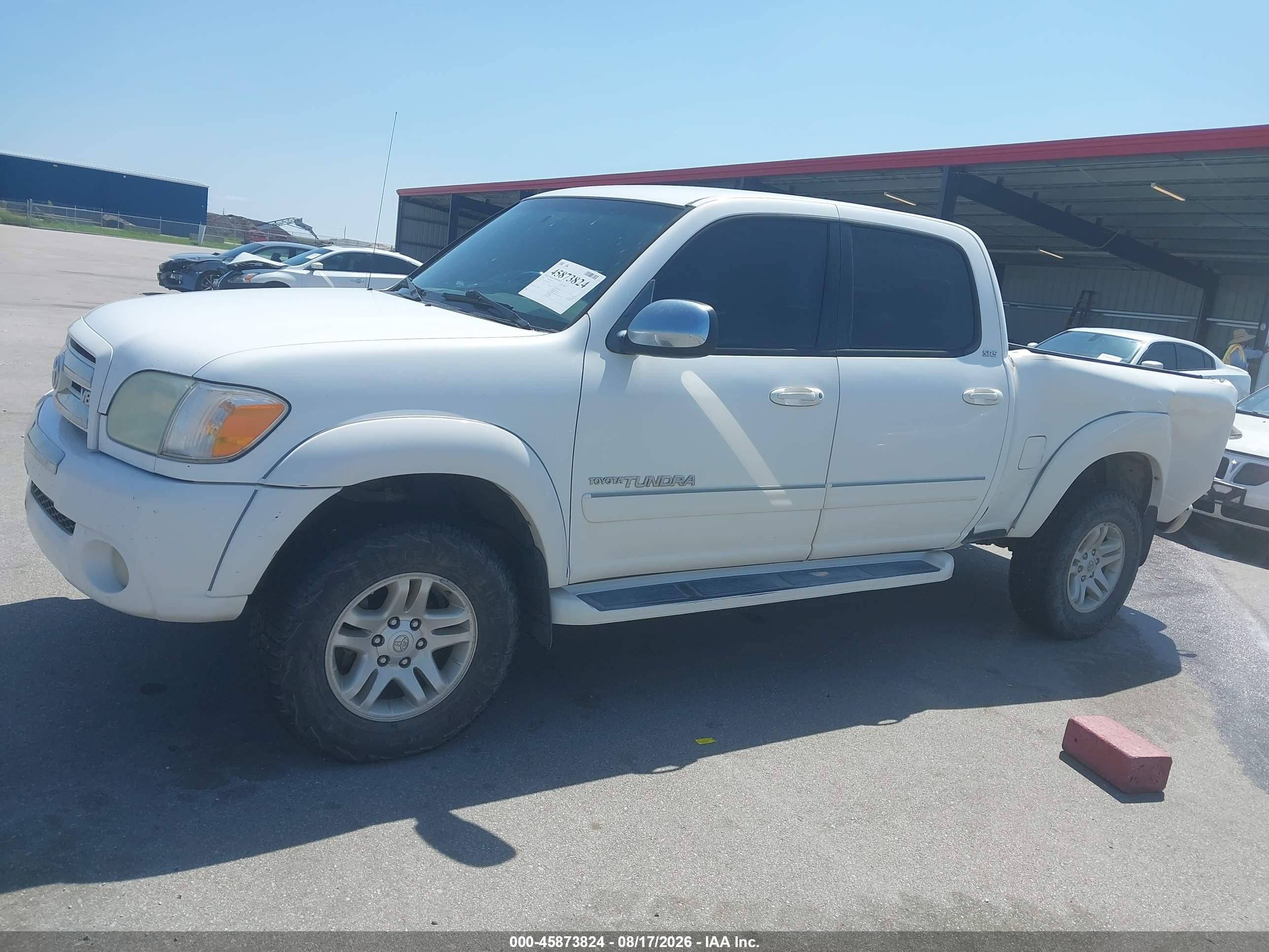 2006 Toyota Tundra Sr5 V8 White vin: 5TBDT44176S551236