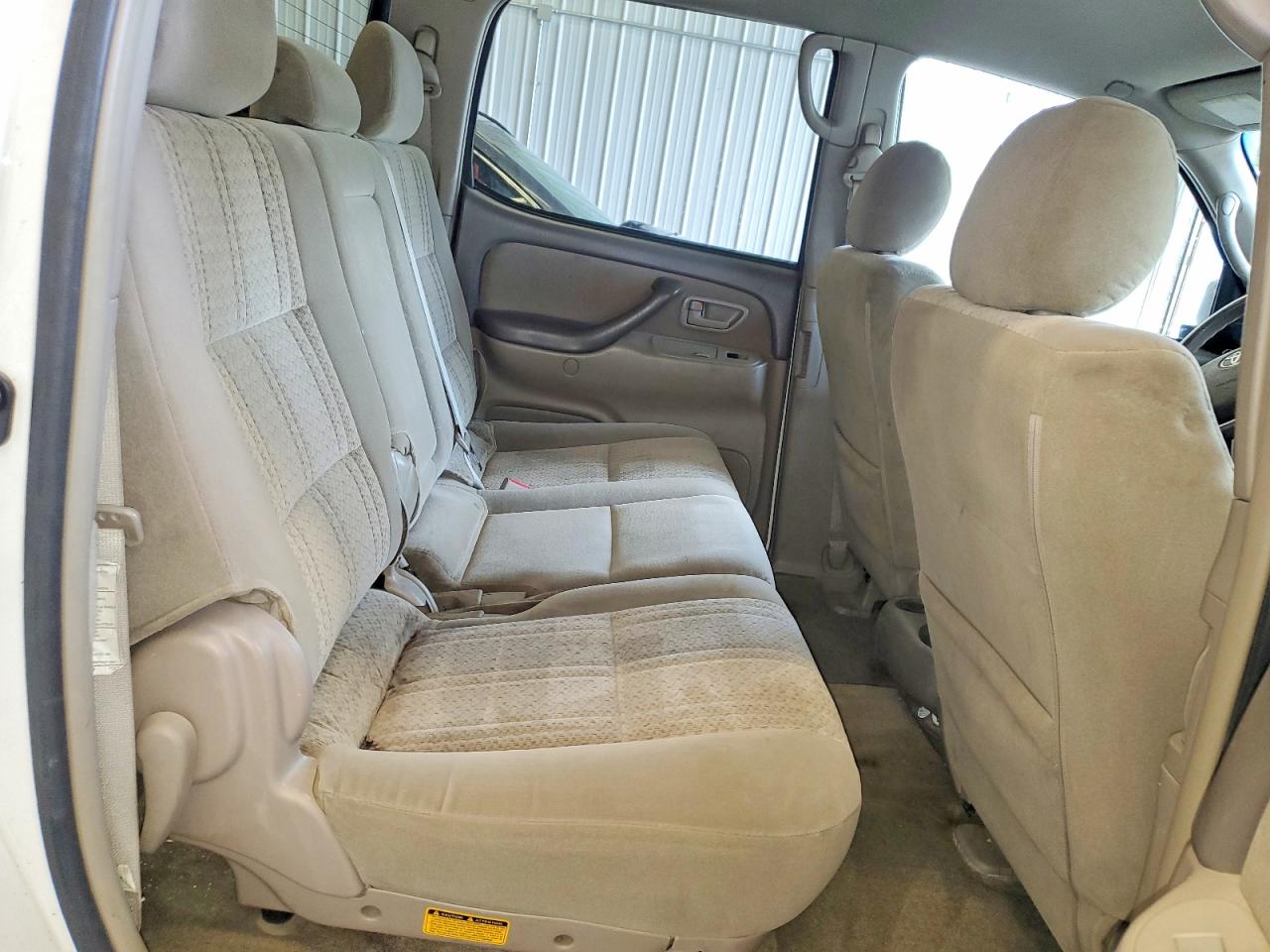 2006 Toyota Tundra Double Cab Sr5 White vin: 5TBDT44176S554489