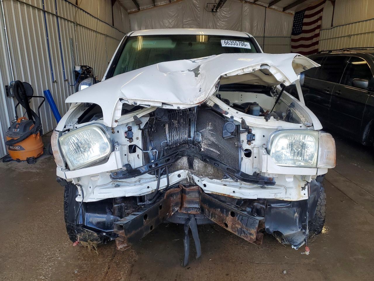 2006 Toyota Tundra Double Cab Sr5 White vin: 5TBDT44176S554489