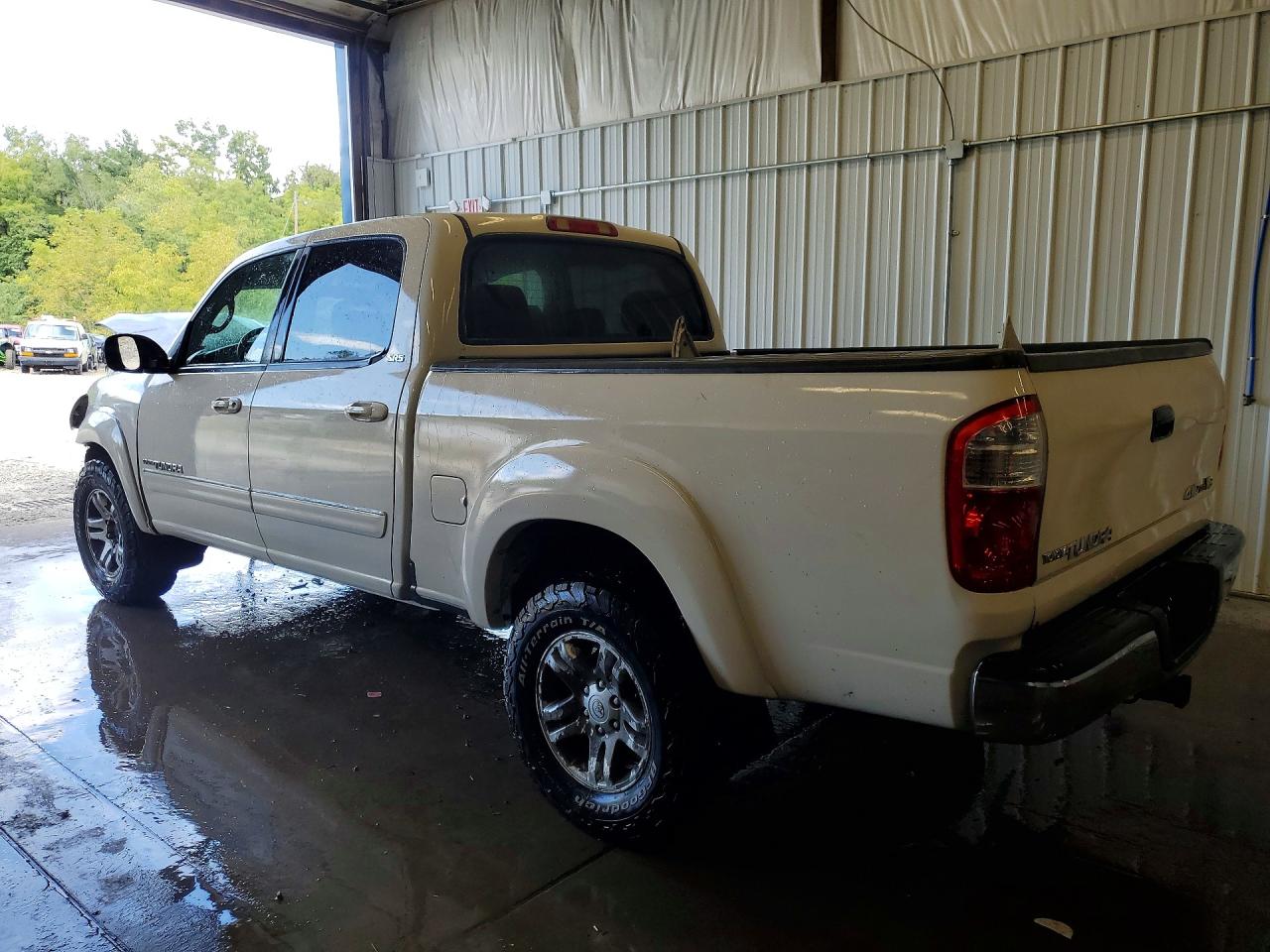 2006 Toyota Tundra Double Cab Sr5 White vin: 5TBDT44176S554489