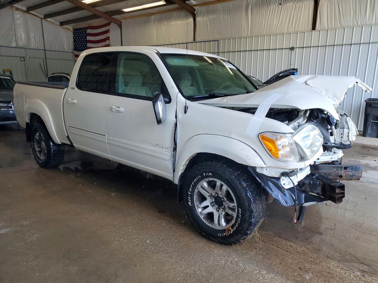 2006 Toyota Tundra Double Cab Sr5 White vin: 5TBDT44176S554489
