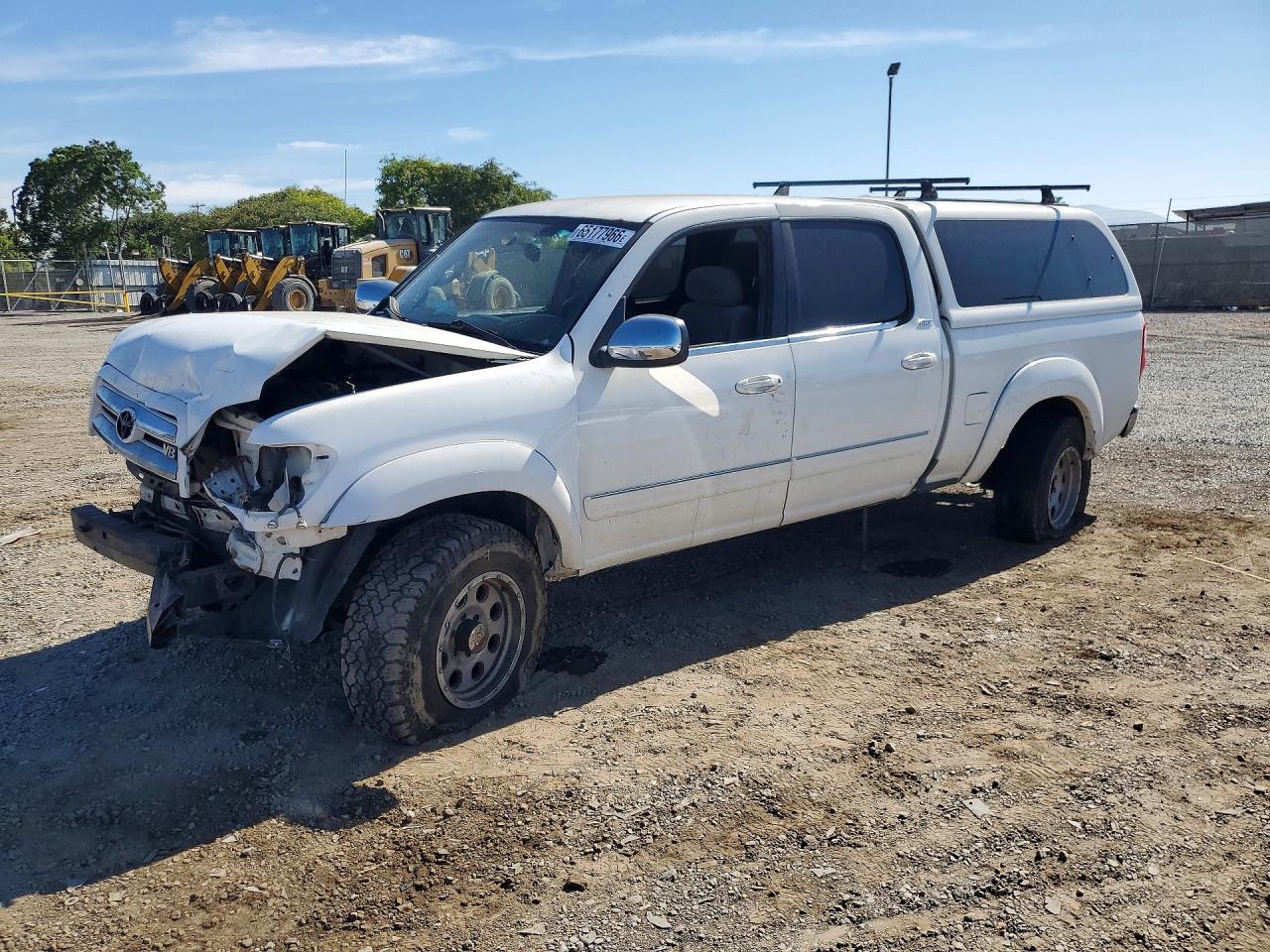 2004 Toyota Tundra Sr5 White vin: 5TBDT44184S449618