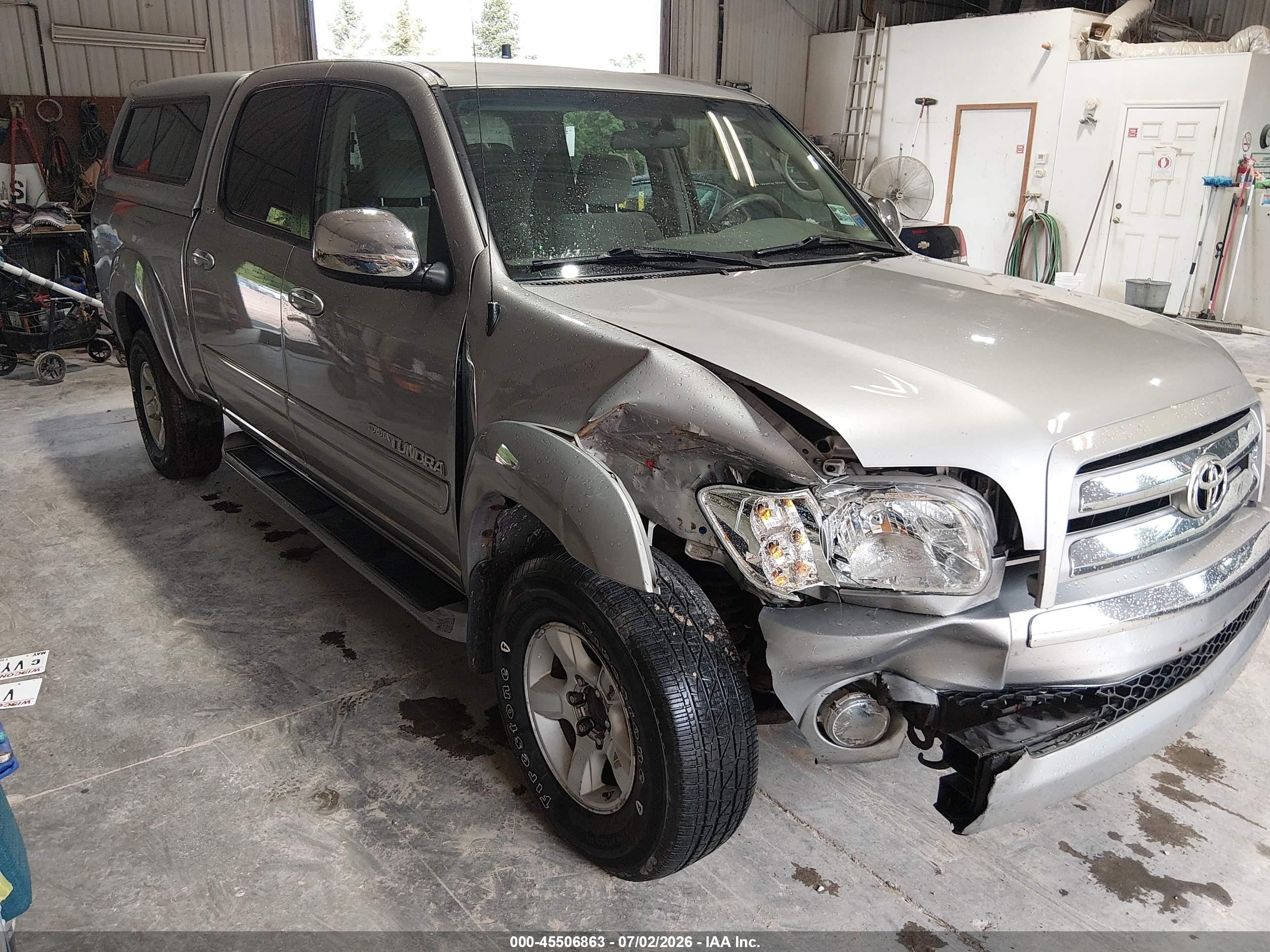2005 Toyota Tundra Sr5 V8 Silver vin: 5TBDT44185S467635