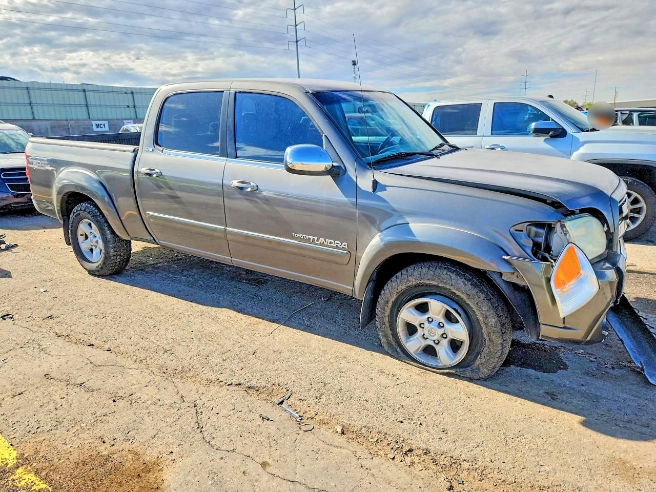 2005 Toyota Tundra Double Cab Sr5 Charcoal vin: 5TBDT44185S477310