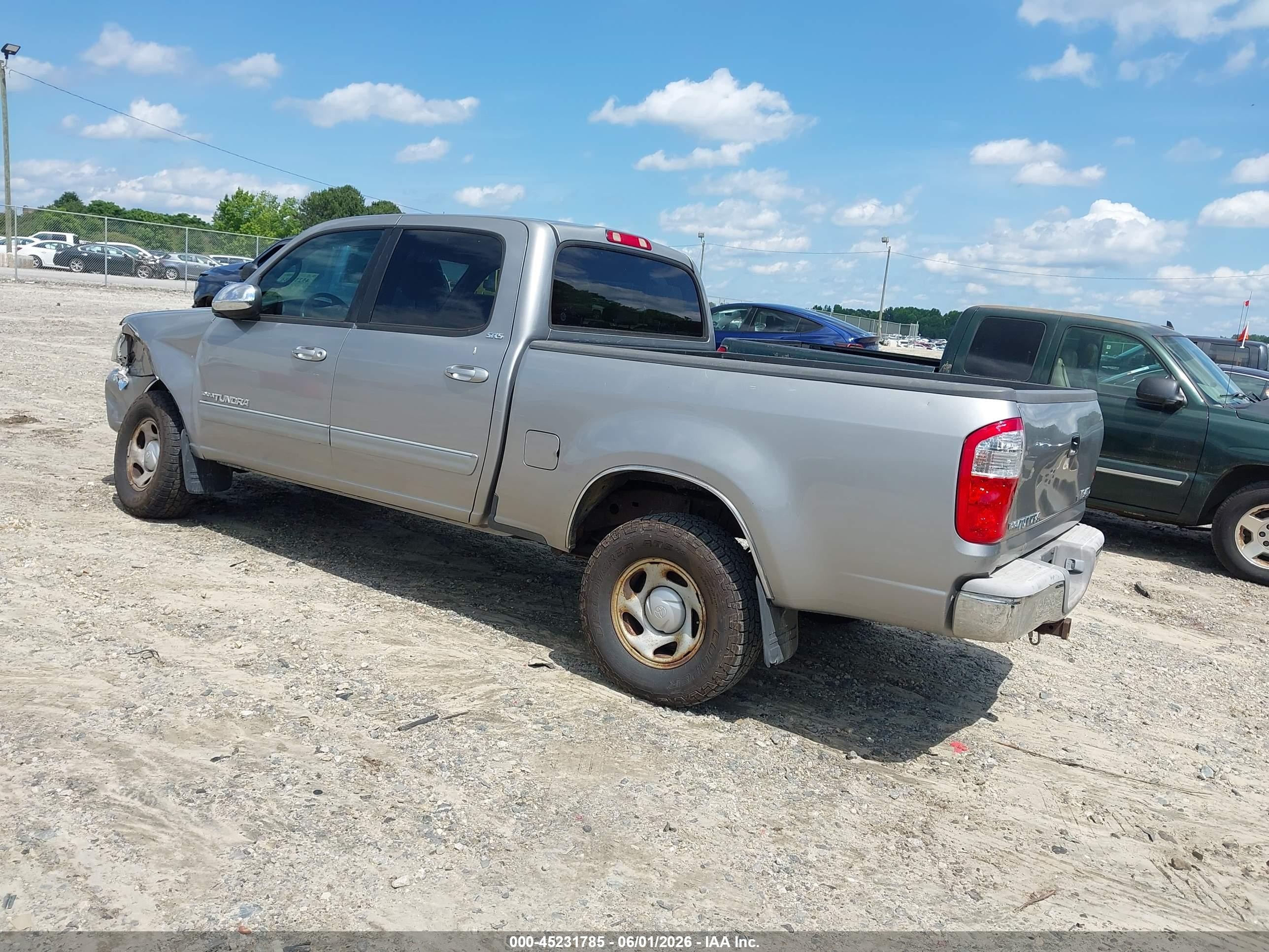 2005 Toyota Tundra Sr5 V8 Gray vin: 5TBDT44185S486430