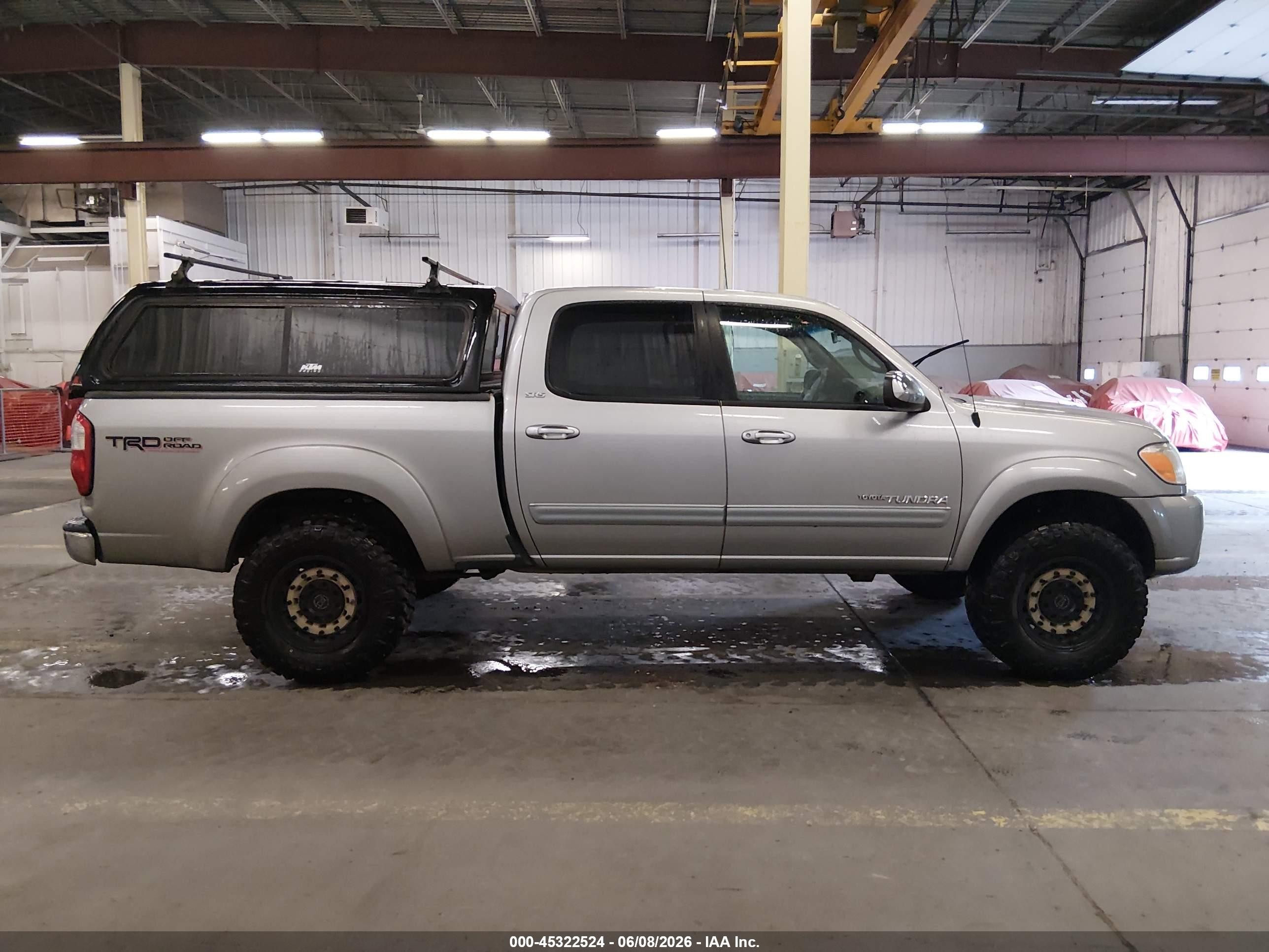 2006 Toyota Tundra Sr5 V8 Silver vin: 5TBDT44186S512624