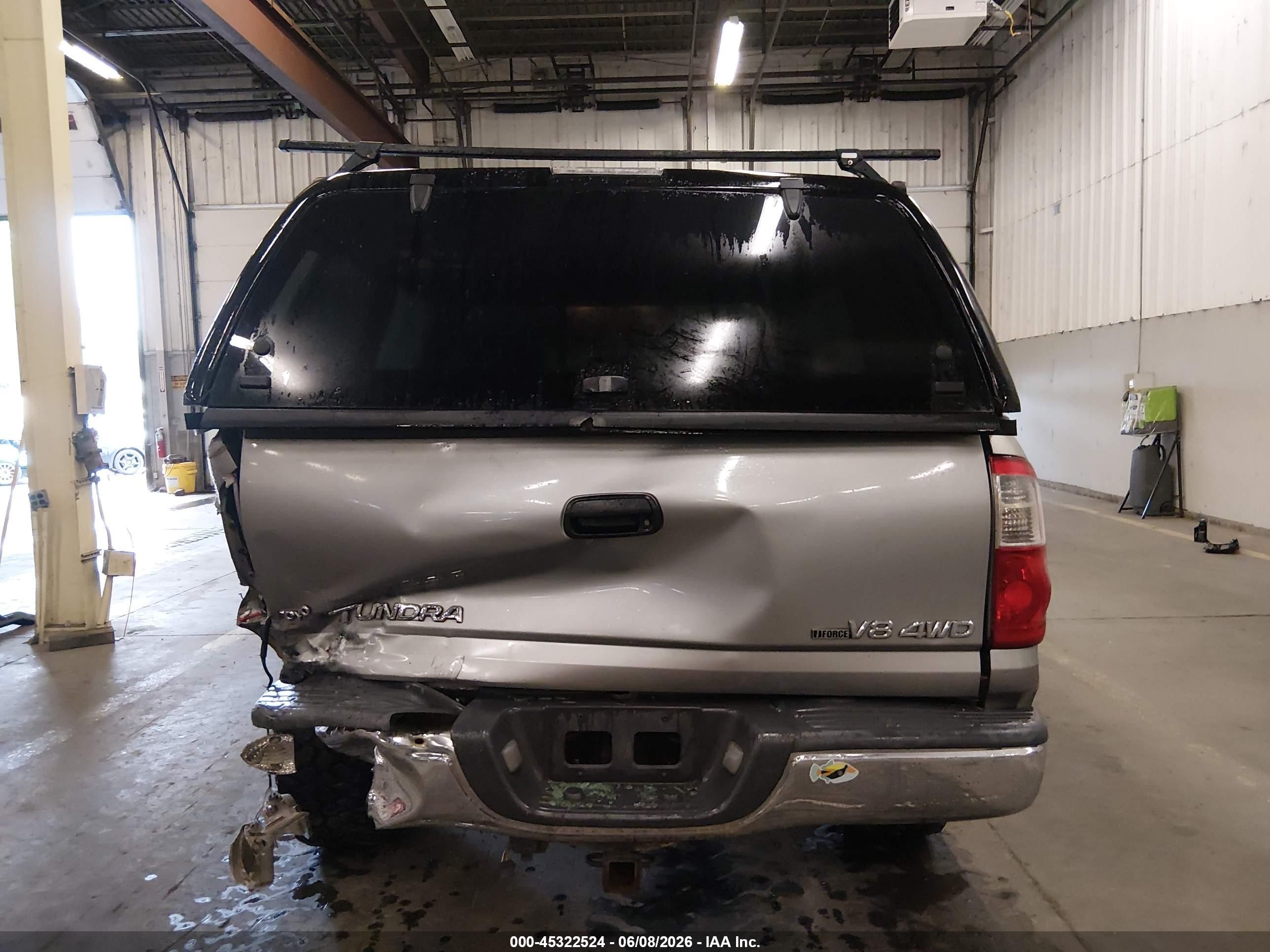 2006 Toyota Tundra Sr5 V8 Silver vin: 5TBDT44186S512624
