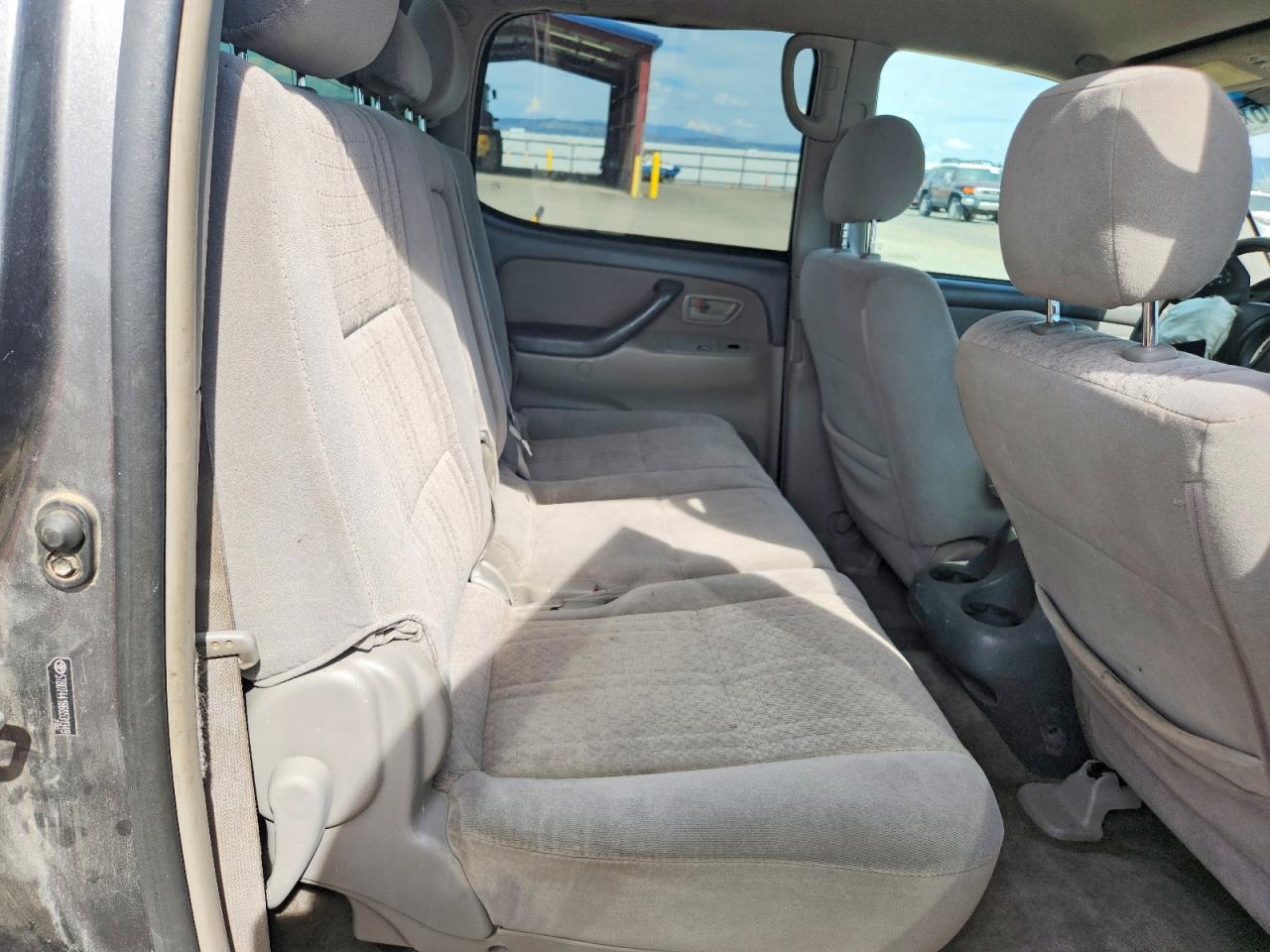 2006 Toyota Tundra Double Cab Sr5 Gray vin: 5TBDT44186S531349