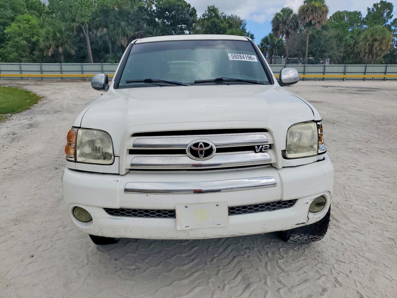 2004 Toyota Tundra Double Cab Sr5 White vin: 5TBDT44194S465505