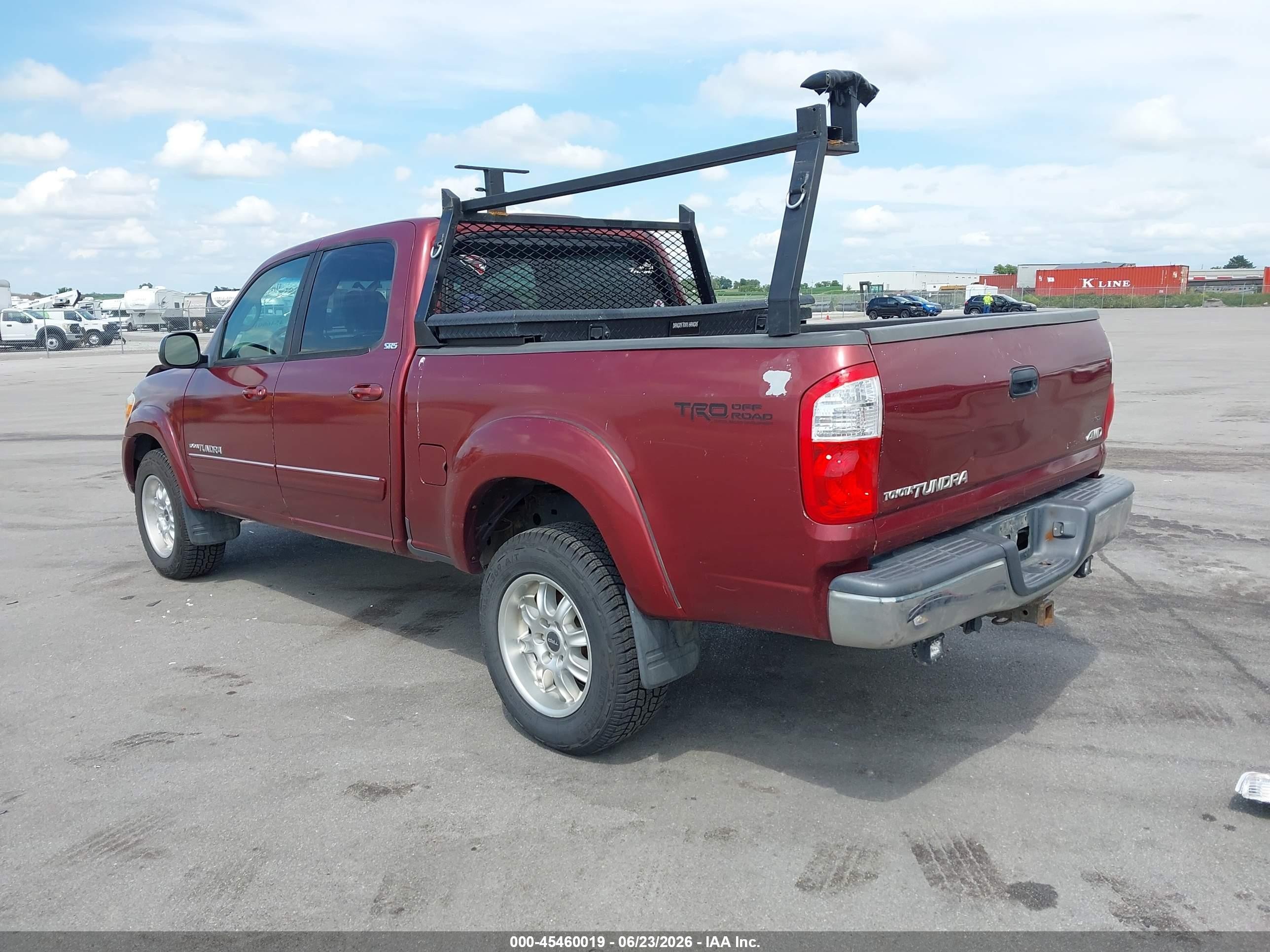 2006 Toyota Tundra Sr5 V8 Red vin: 5TBDT44196S553747