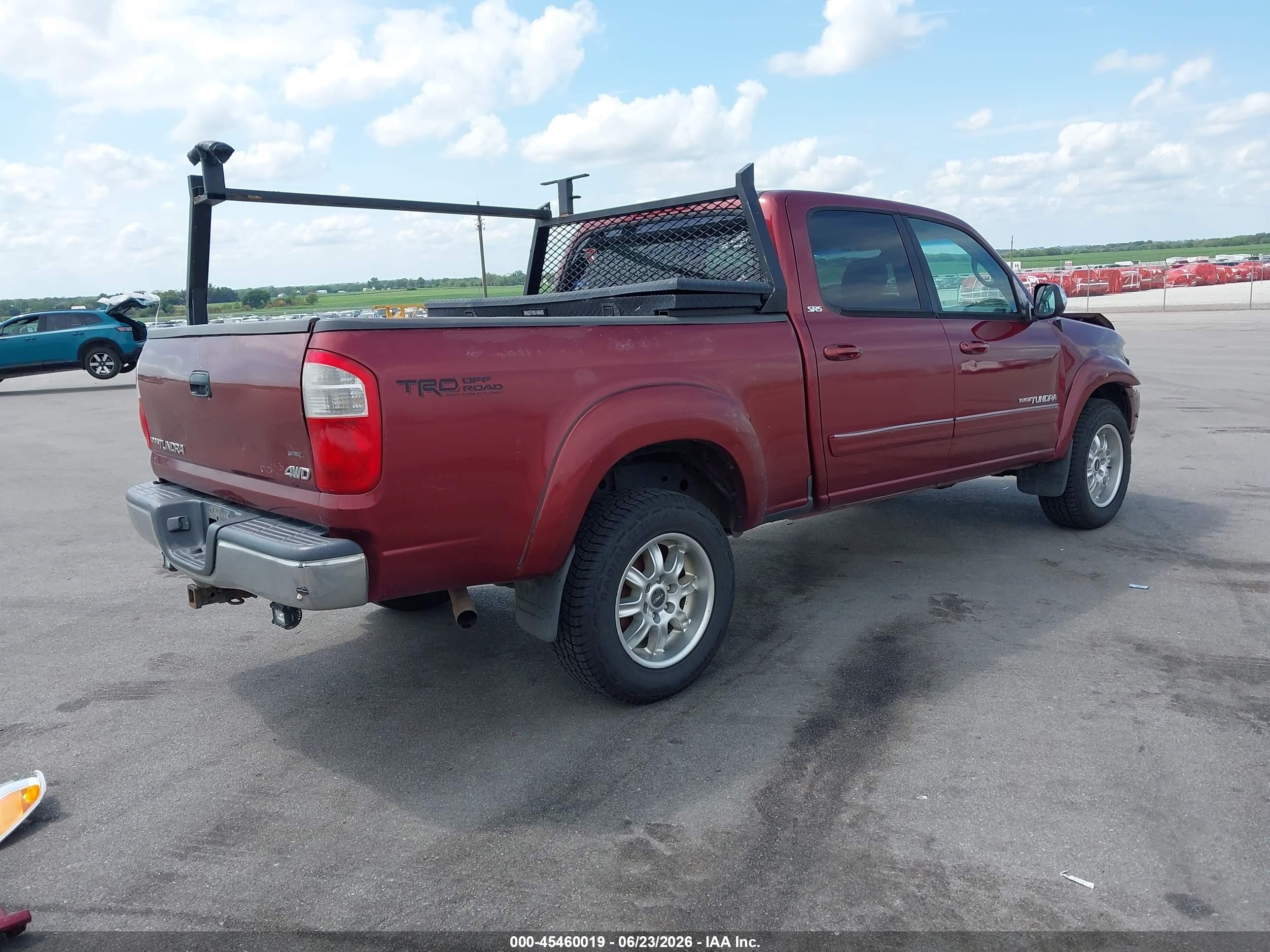 2006 Toyota Tundra Sr5 V8 Red vin: 5TBDT44196S553747