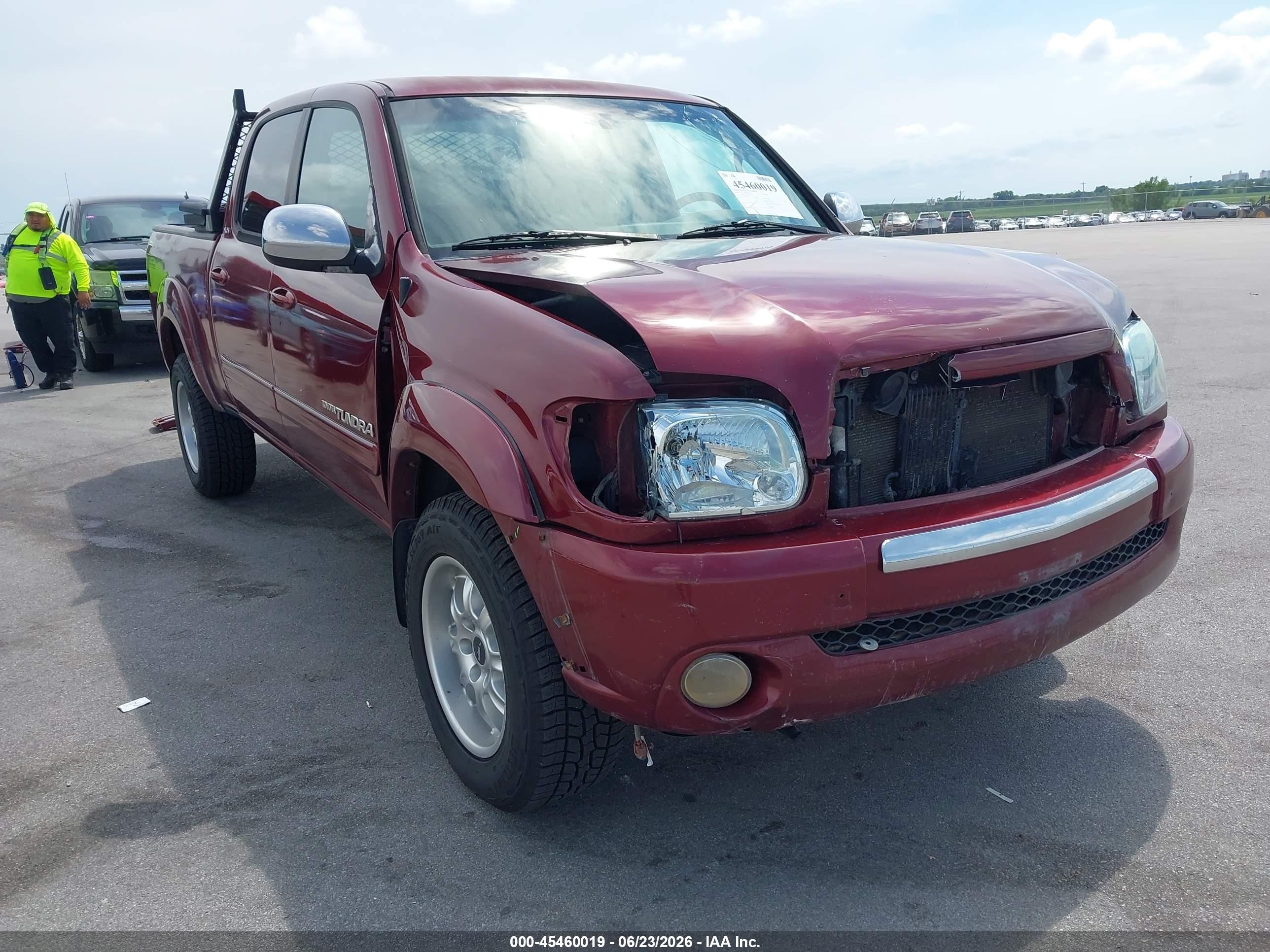2006 Toyota Tundra Sr5 V8 Red vin: 5TBDT44196S553747