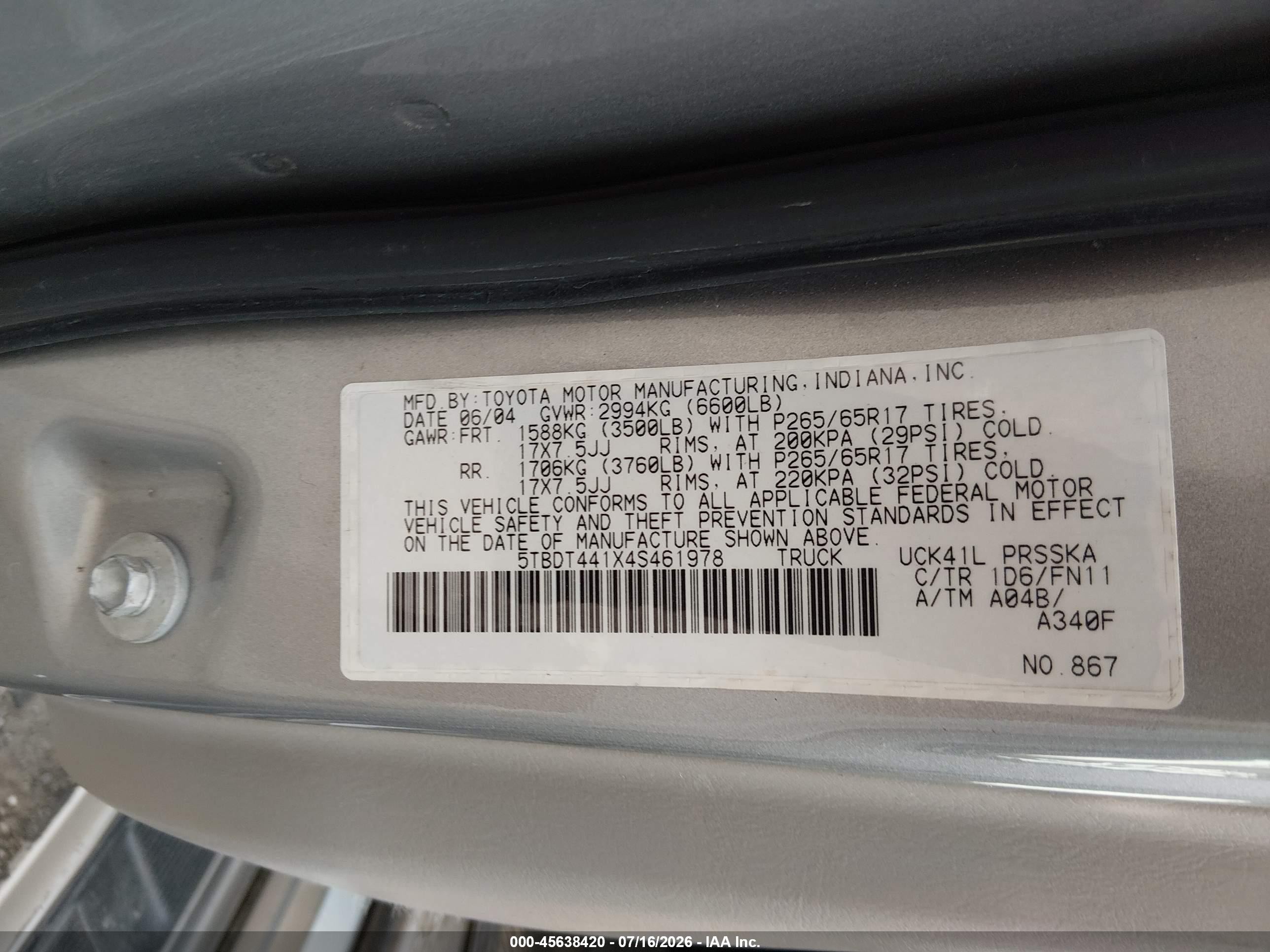 2004 Toyota Tundra Sr5 V8 Silver vin: 5TBDT441X4S461978