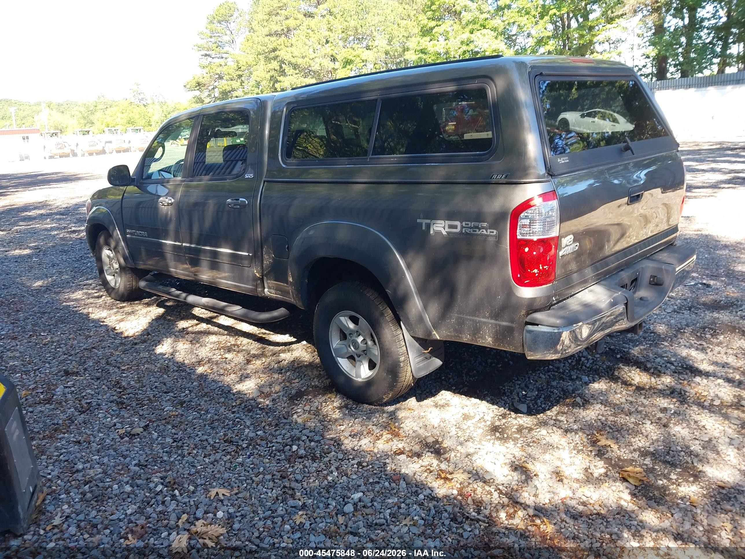 2005 Toyota Tundra Sr5 V8 Gray vin: 5TBDT441X5S476191