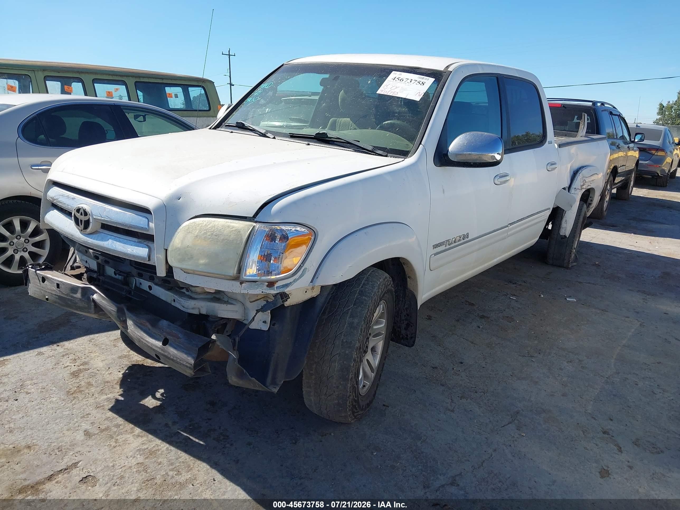 2005 Toyota Tundra Sr5 V8 White vin: 5TBDT441X5S495386