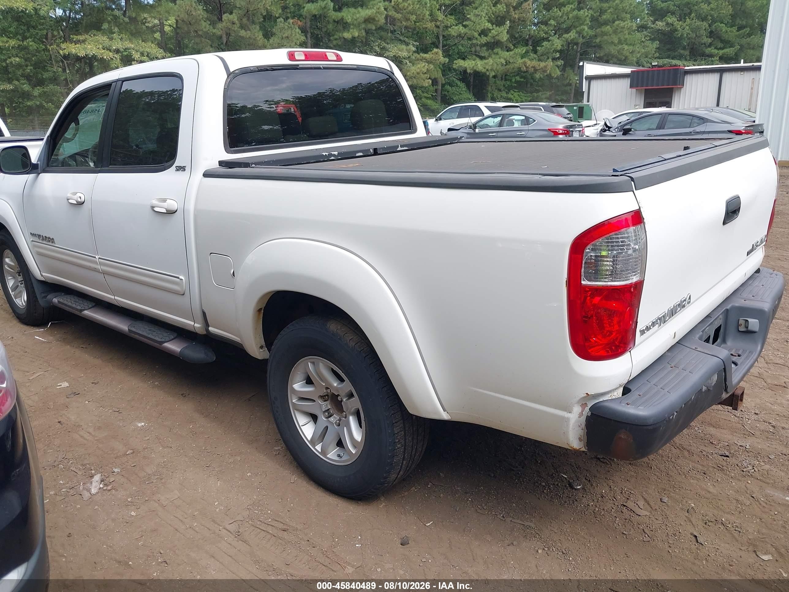 2006 Toyota Tundra Sr5 V8 White vin: 5TBDT441X6S502564