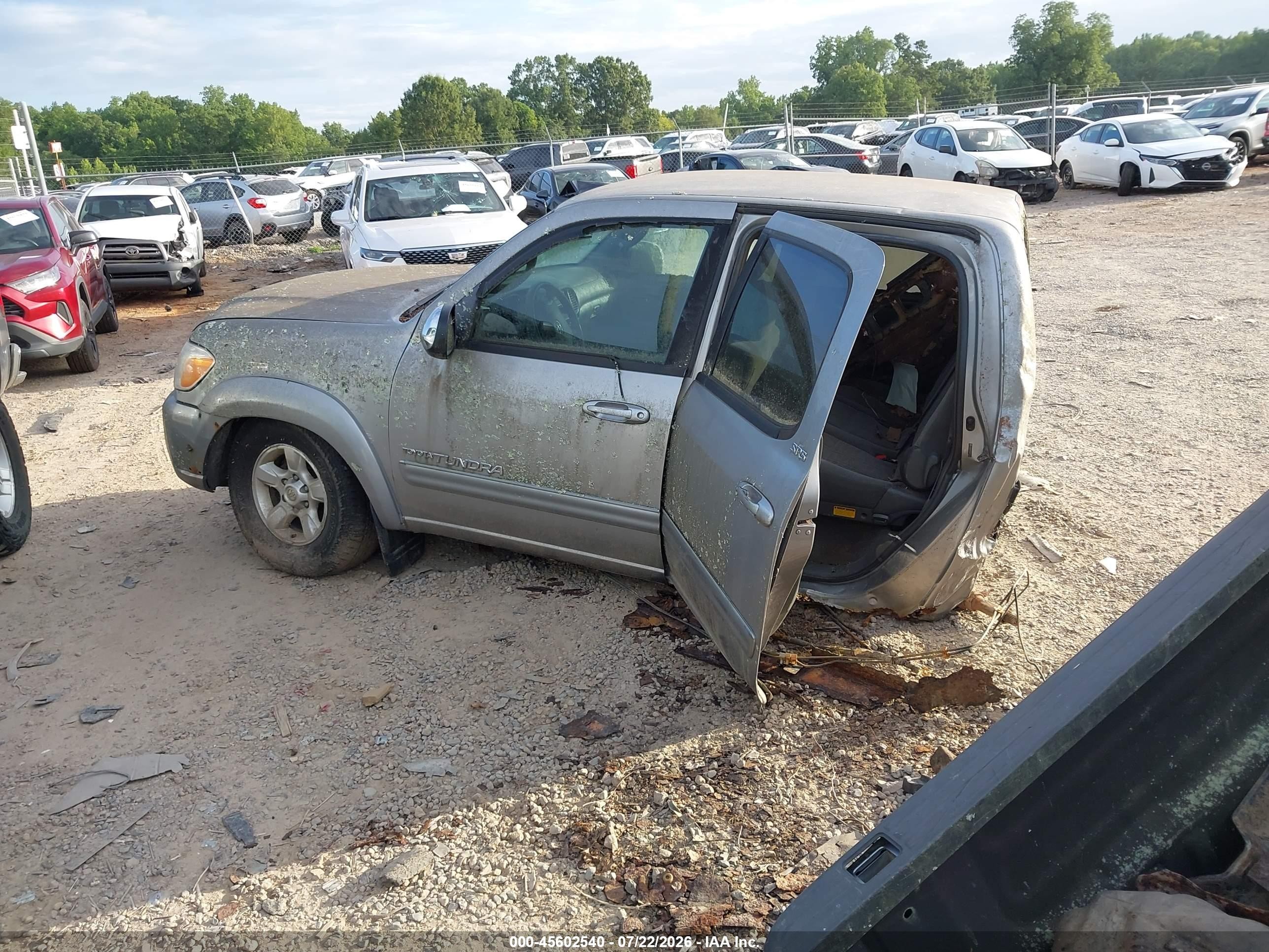 2006 Toyota Tundra Sr5 V8 Silver vin: 5TBDT441X6S521759