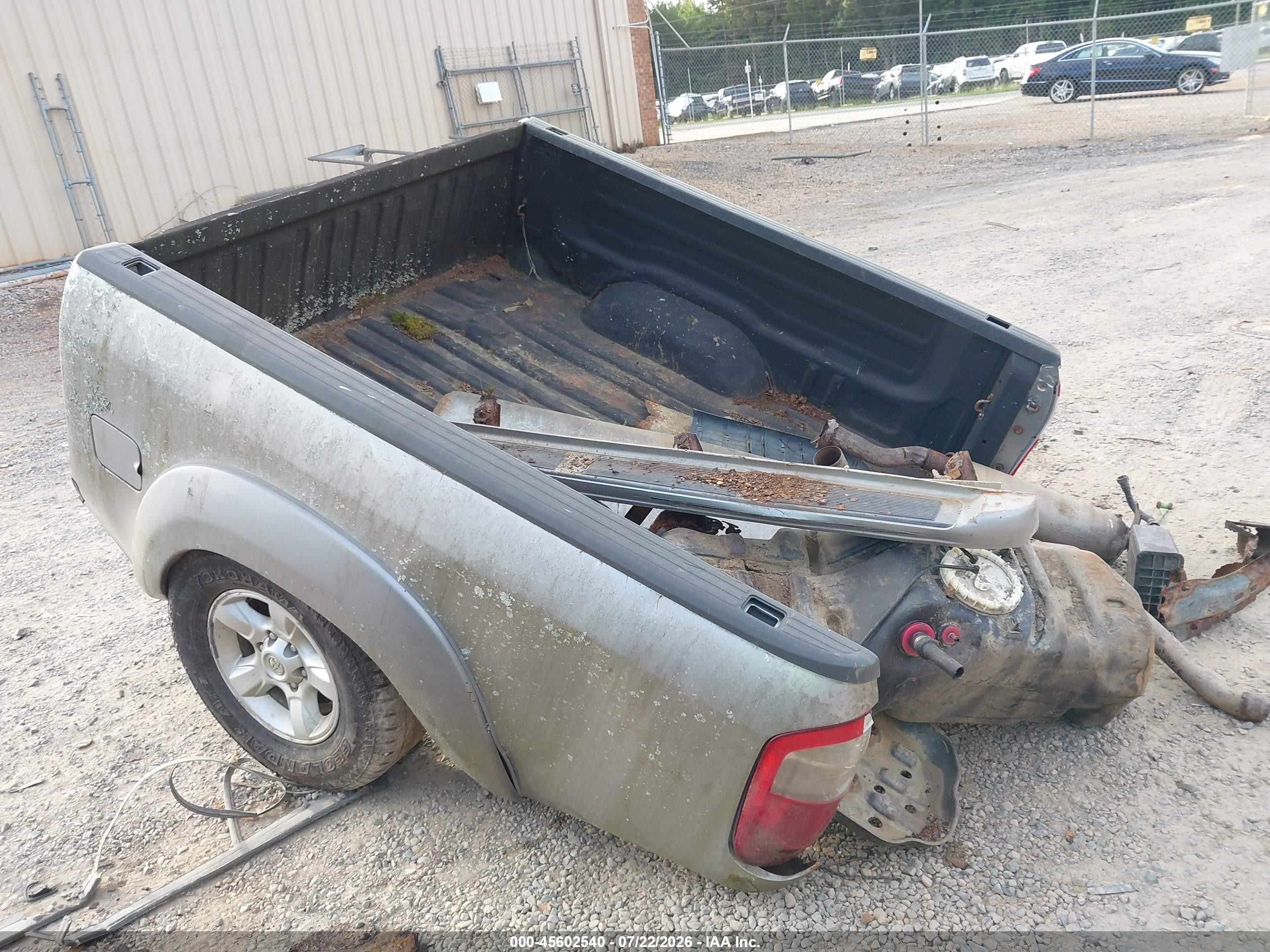 2006 Toyota Tundra Sr5 V8 Silver vin: 5TBDT441X6S521759