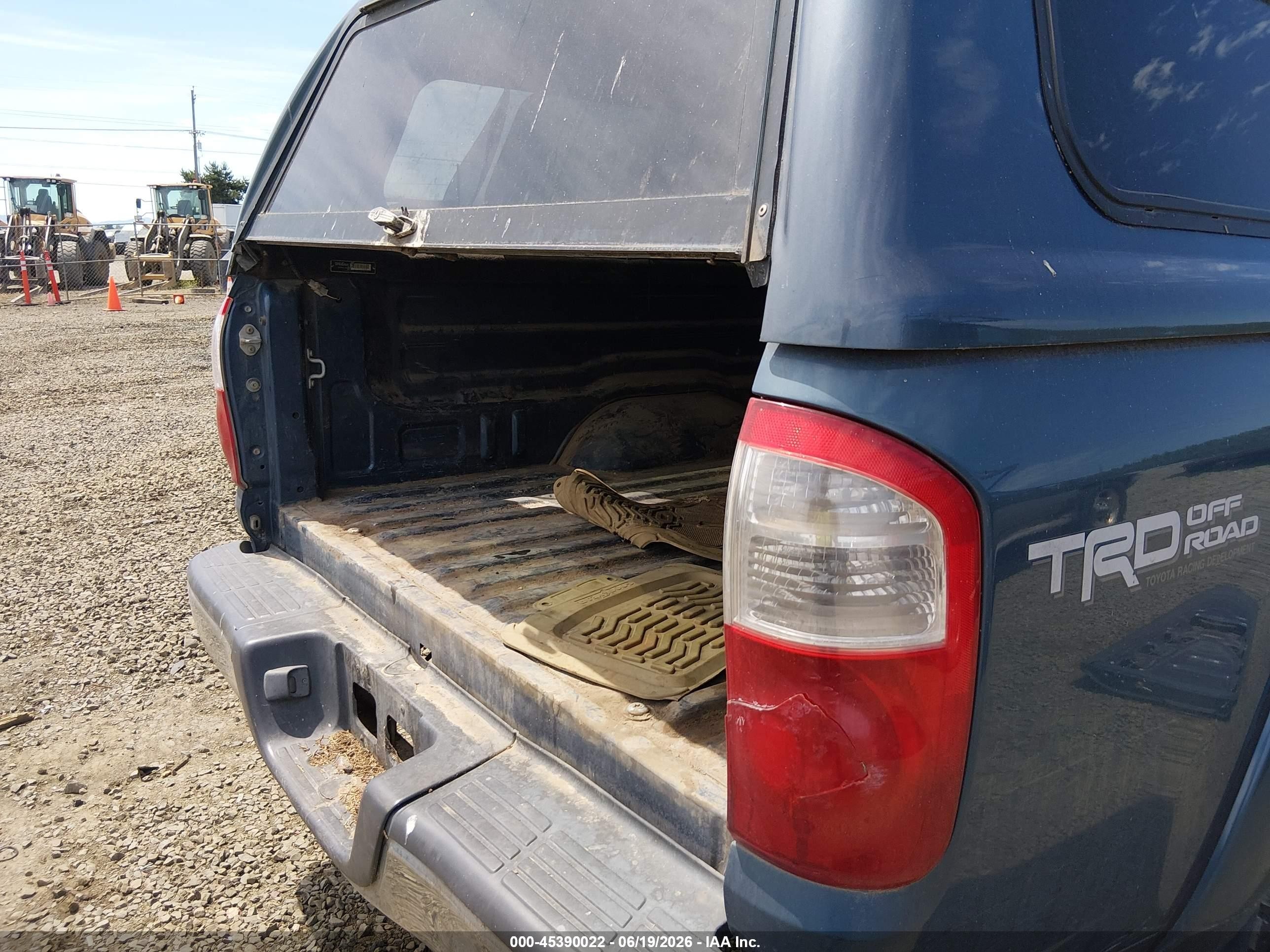 2006 Toyota Tundra Sr5 V8 Light Blue vin: 5TBDT441X6S534172