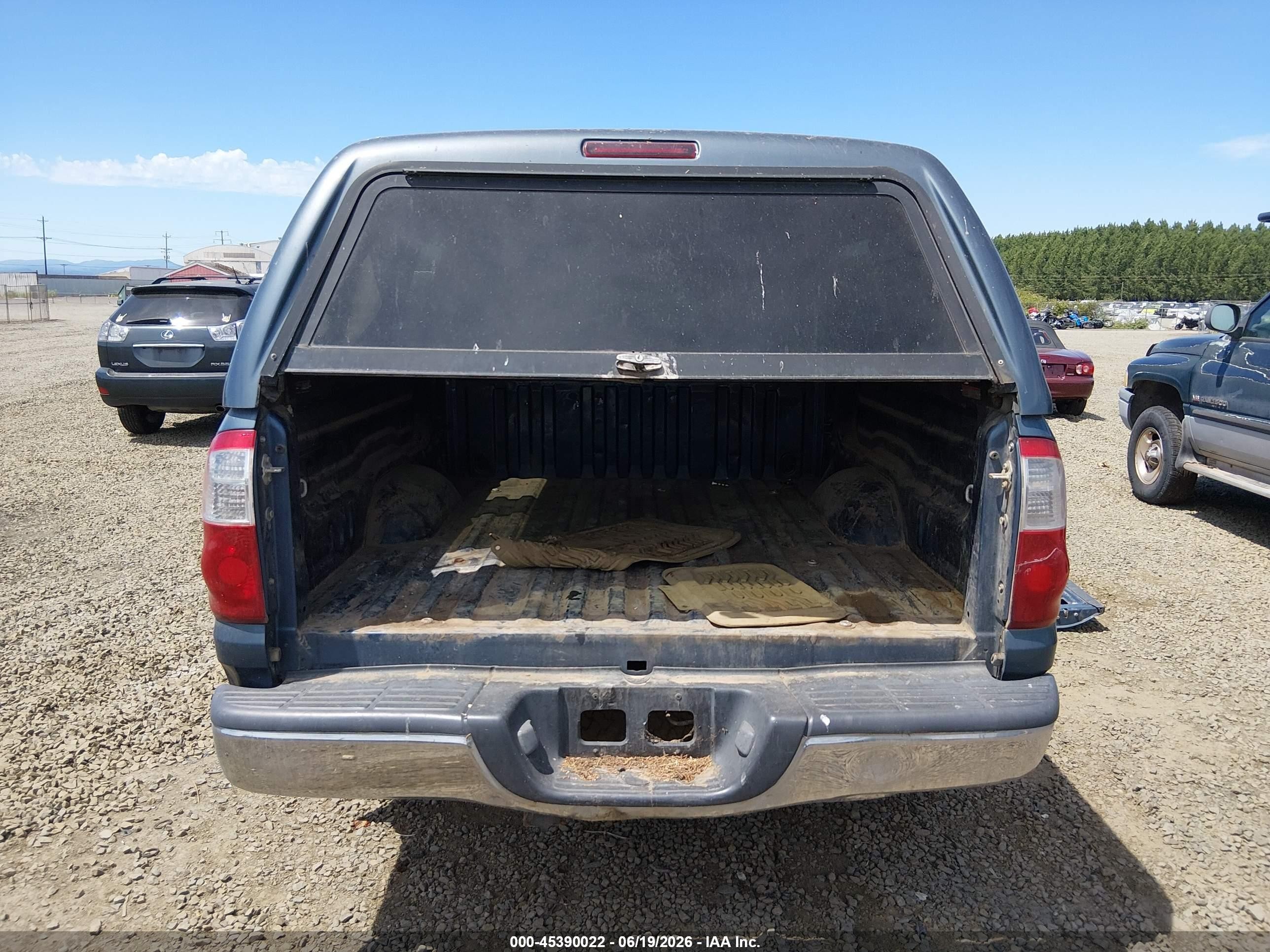 2006 Toyota Tundra Sr5 V8 Light Blue vin: 5TBDT441X6S534172