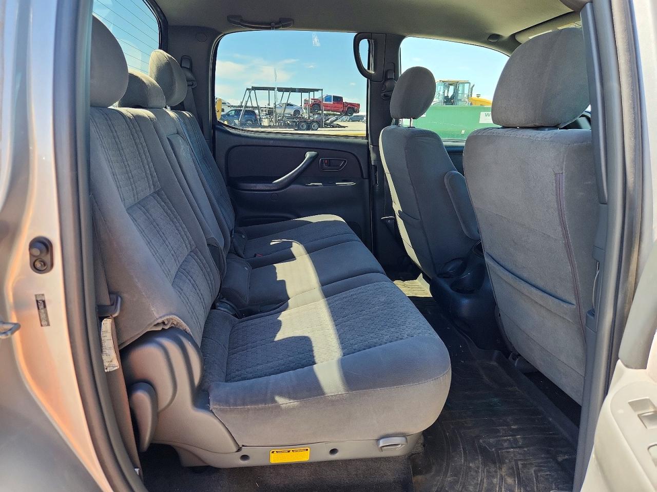 2006 Toyota Tundra Double Cab Sr5 Silver vin: 5TBDT441X6S541932