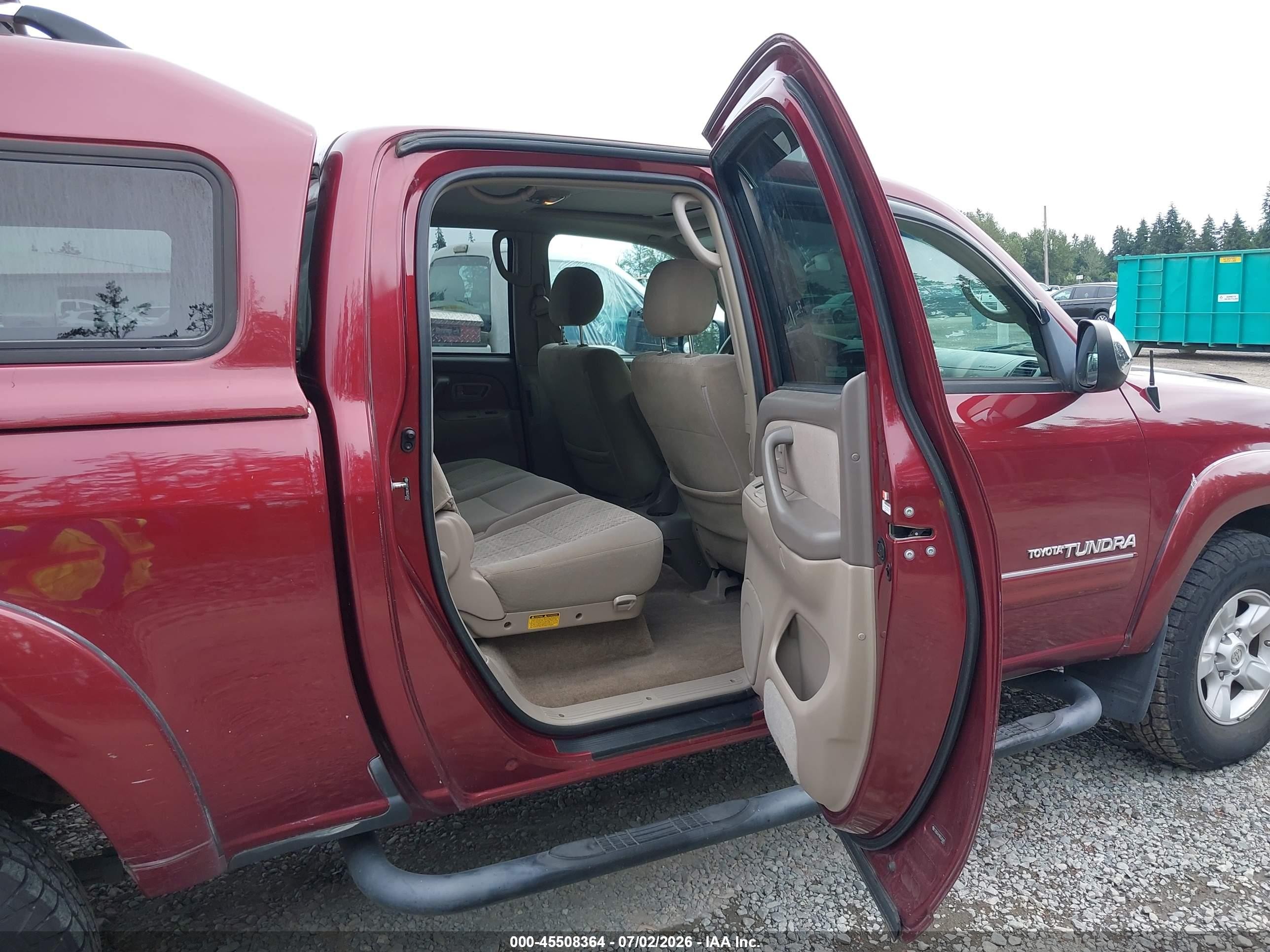 2006 Toyota Tundra Sr5 V8 Red vin: 5TBDT441X6S545947
