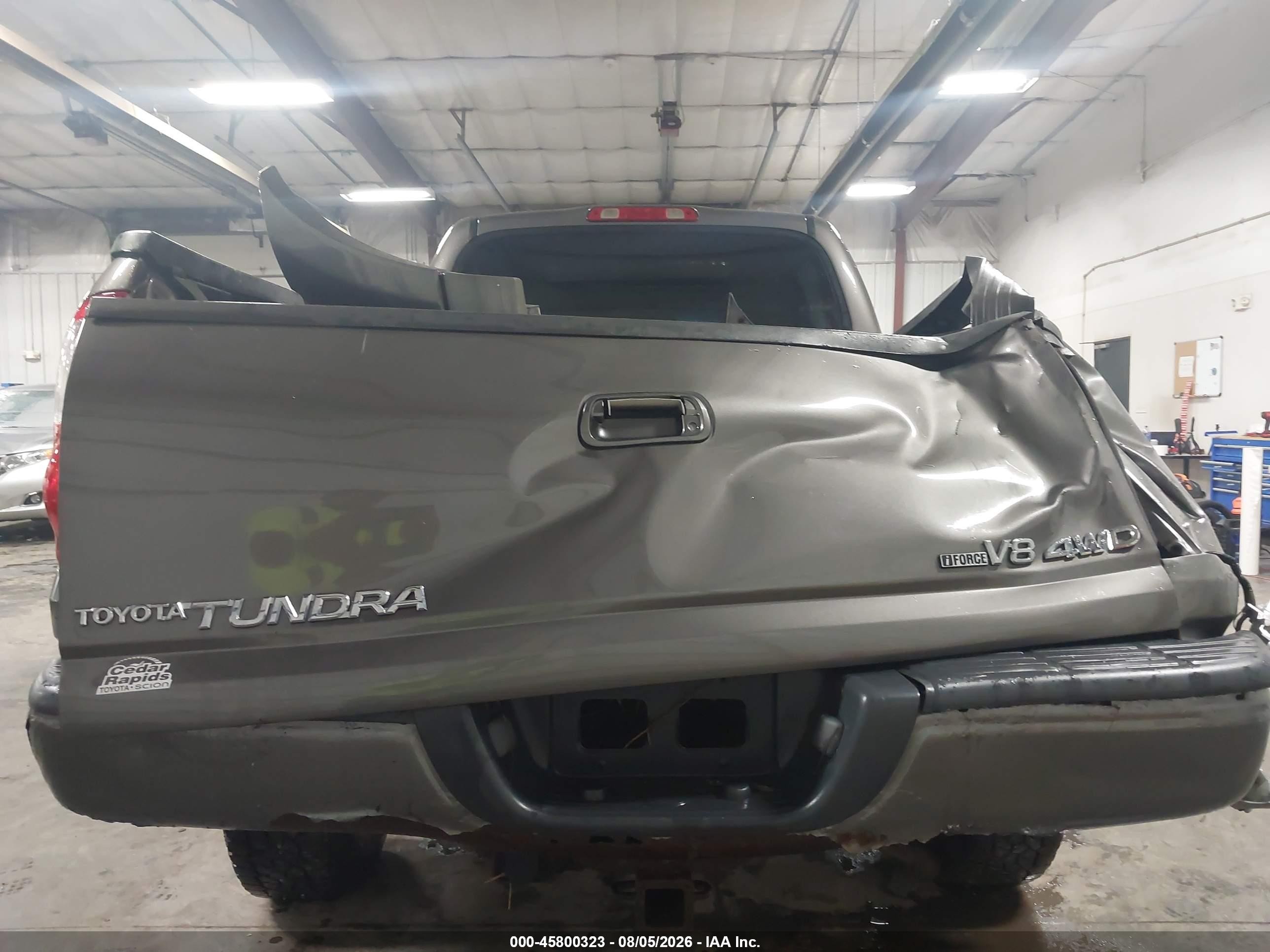 2006 Toyota Tundra Limited V8 Gray vin: 5TBDT48106S526737