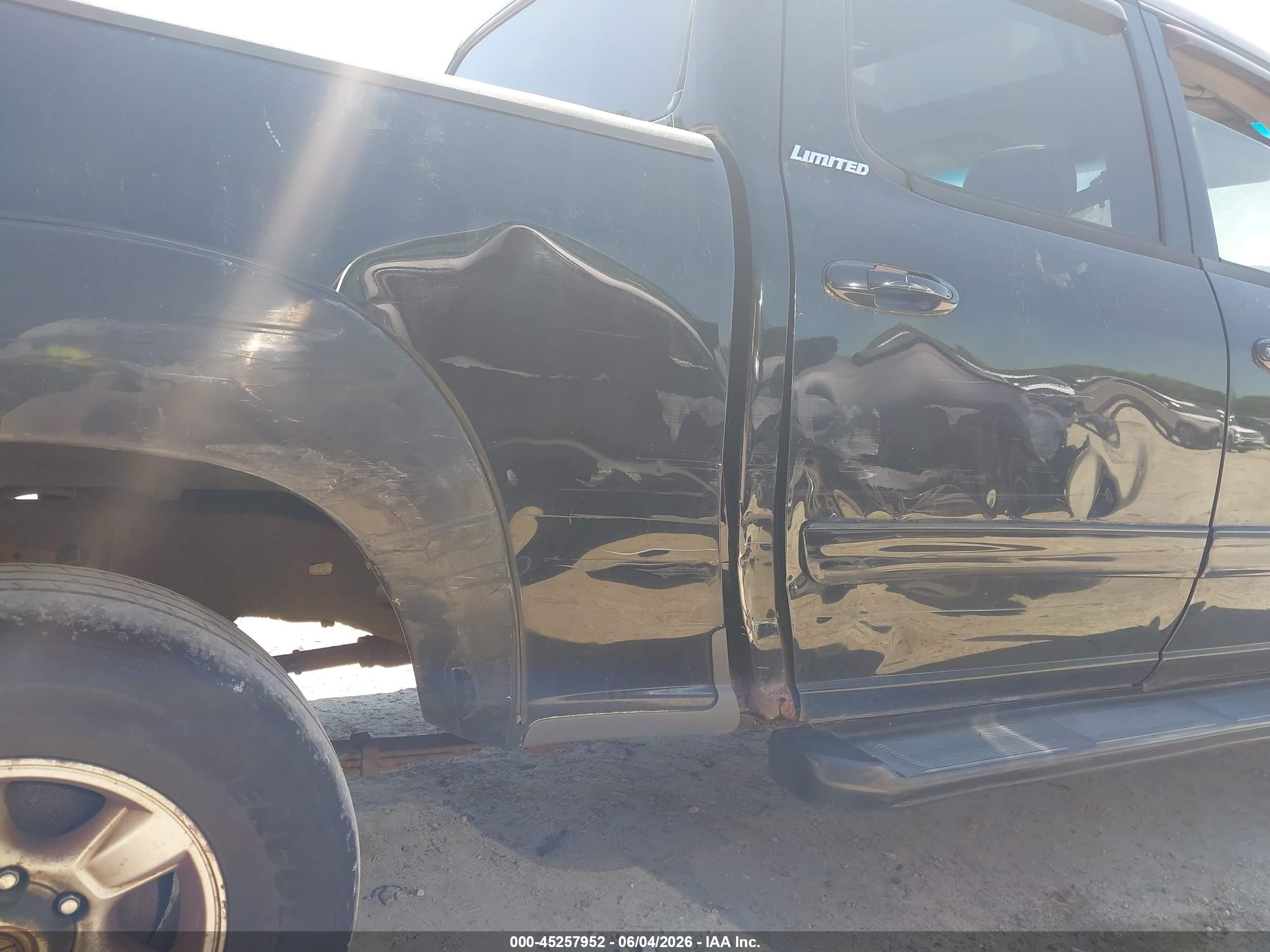 2006 Toyota Tundra Limited V8 Black vin: 5TBDT48126S546813