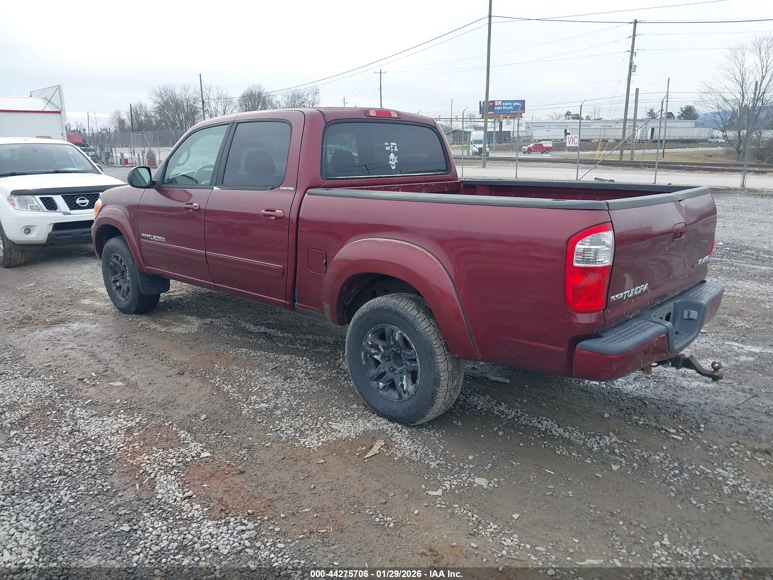 2005 Toyota Tundra Limited V8 Красный vin: 5TBDT48135S494655
