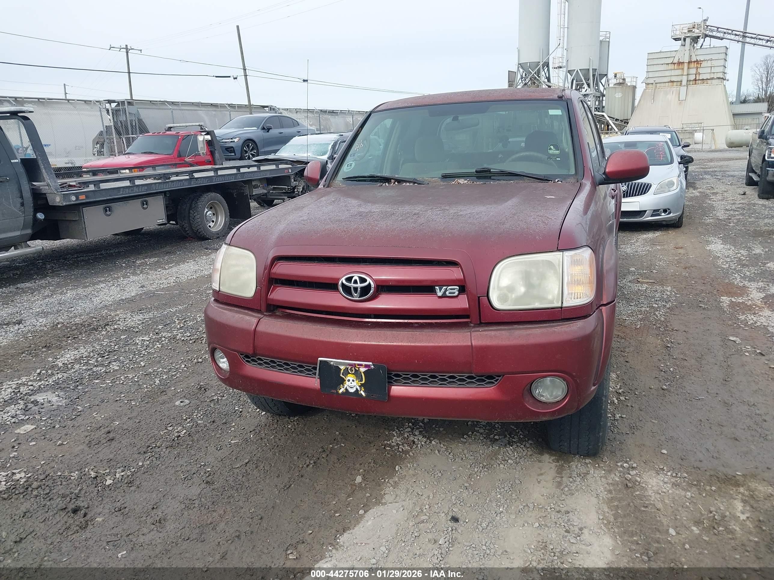 2005 Toyota Tundra Limited V8 Красный vin: 5TBDT48135S494655