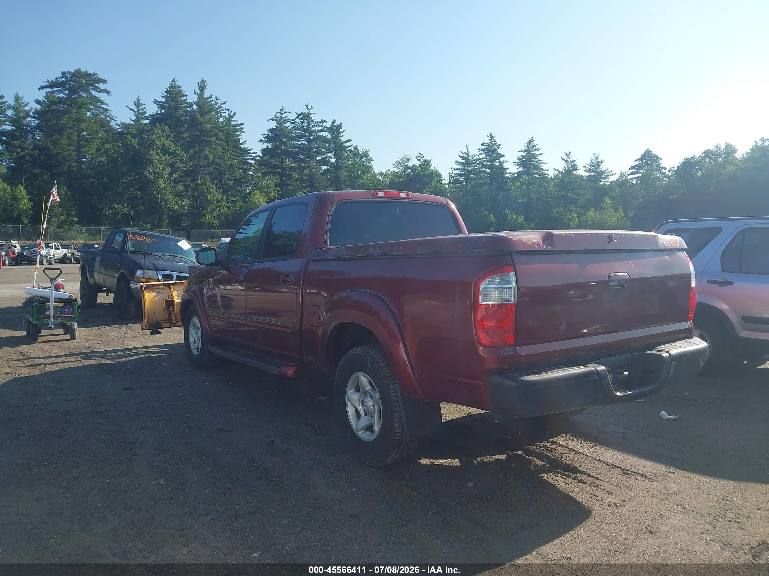 2004 Toyota Tundra Limited V8 Red vin: 5TBDT48144S435788