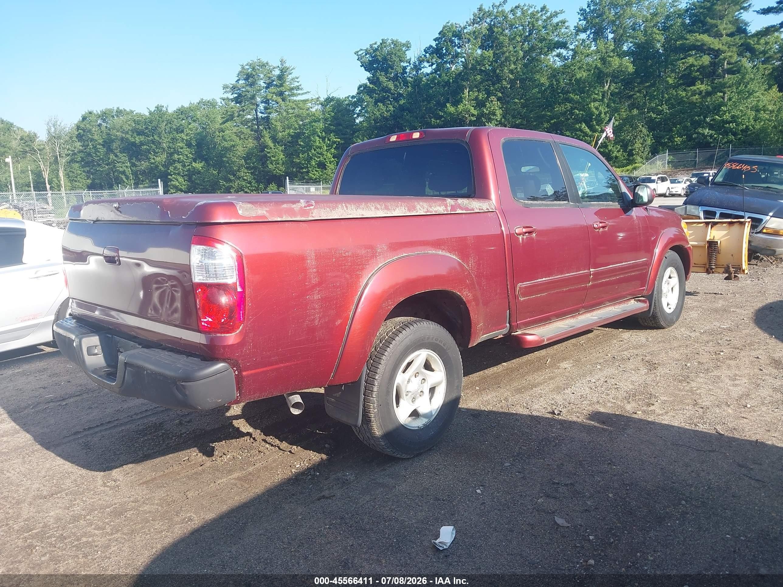 2004 Toyota Tundra Limited V8 Red vin: 5TBDT48144S435788