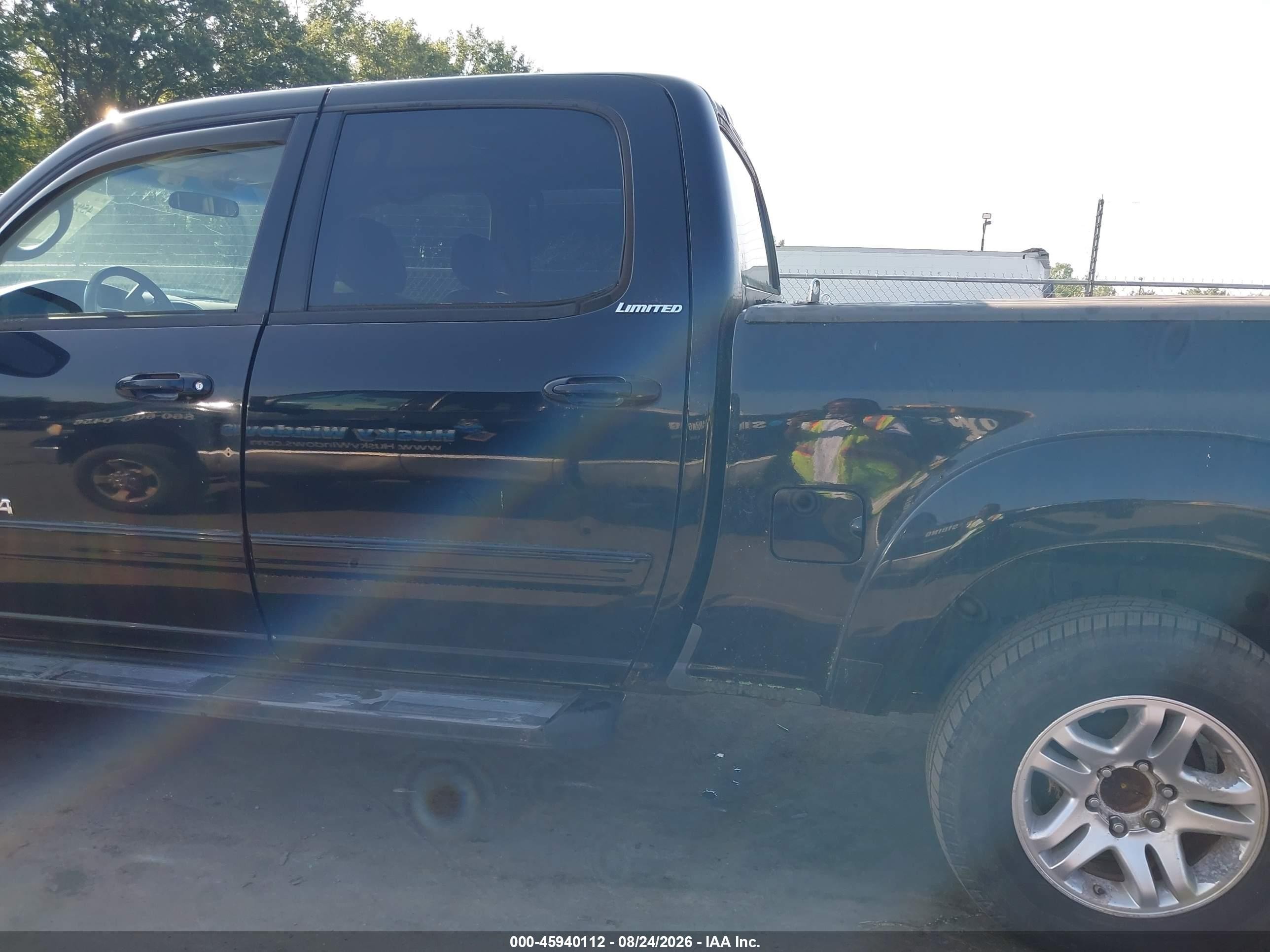 2006 Toyota Tundra Limited V8 Black vin: 5TBDT48166S539346