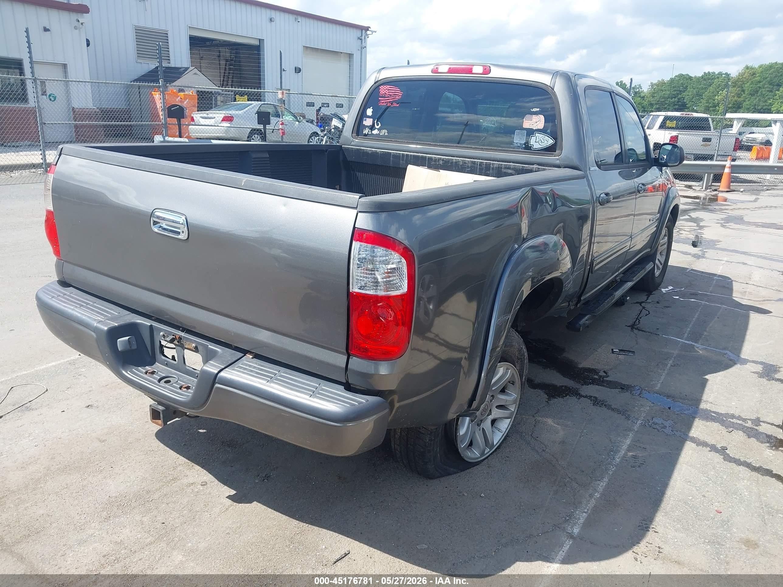 2005 Toyota Tundra Limited V8 Gray vin: 5TBDT48175S489104