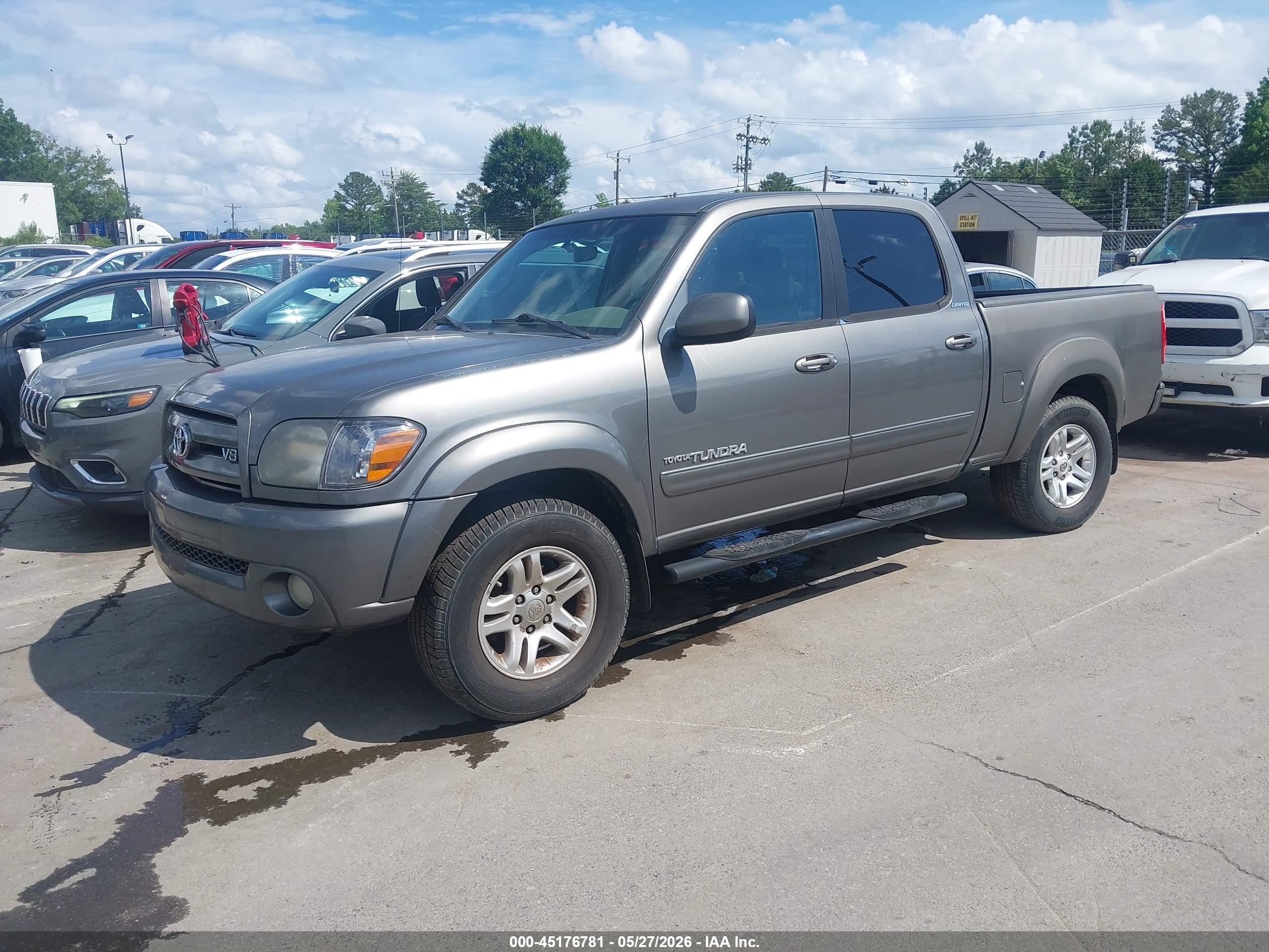 2005 Toyota Tundra Limited V8 Gray vin: 5TBDT48175S489104