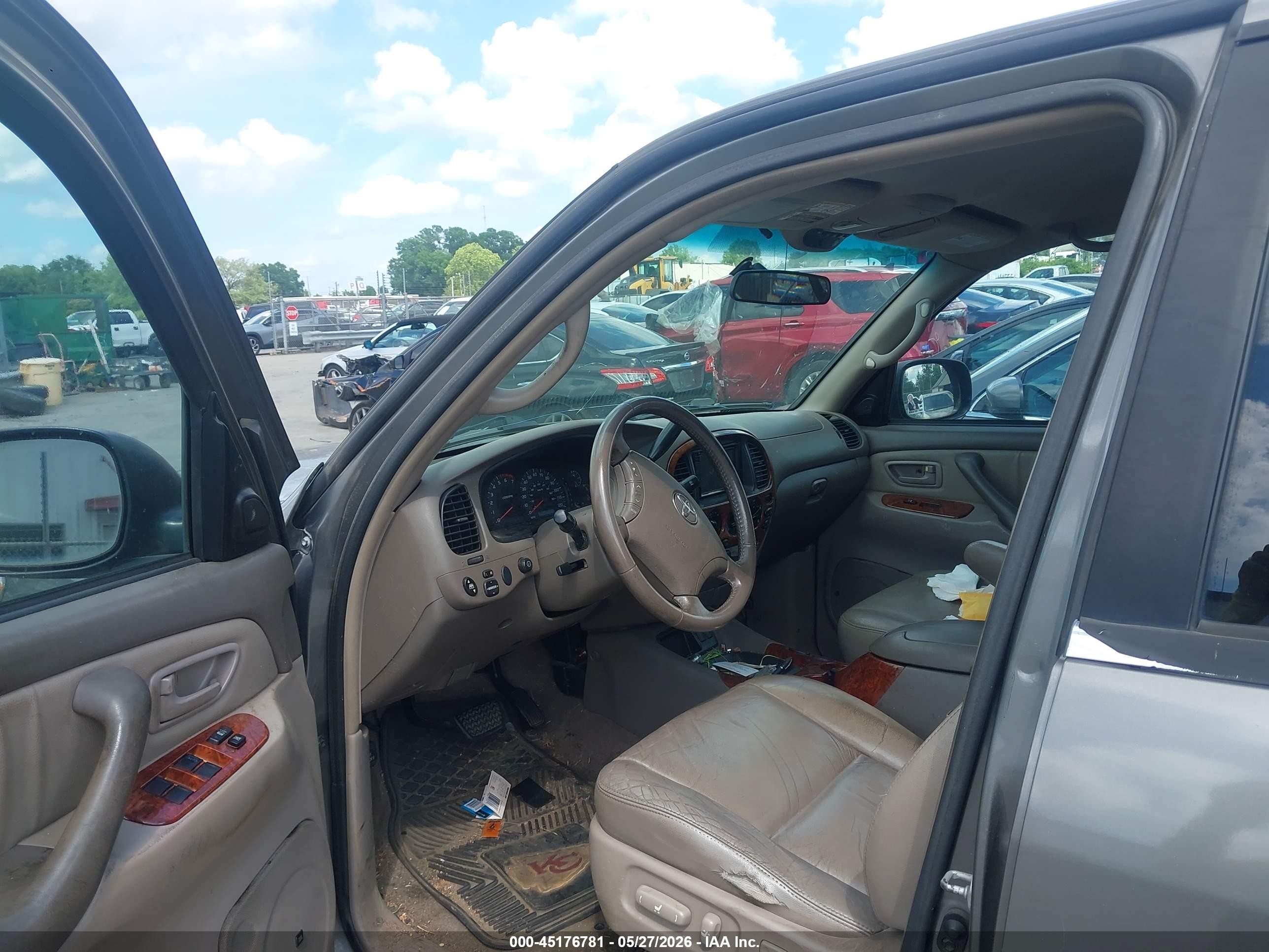 2005 Toyota Tundra Limited V8 Gray vin: 5TBDT48175S489104