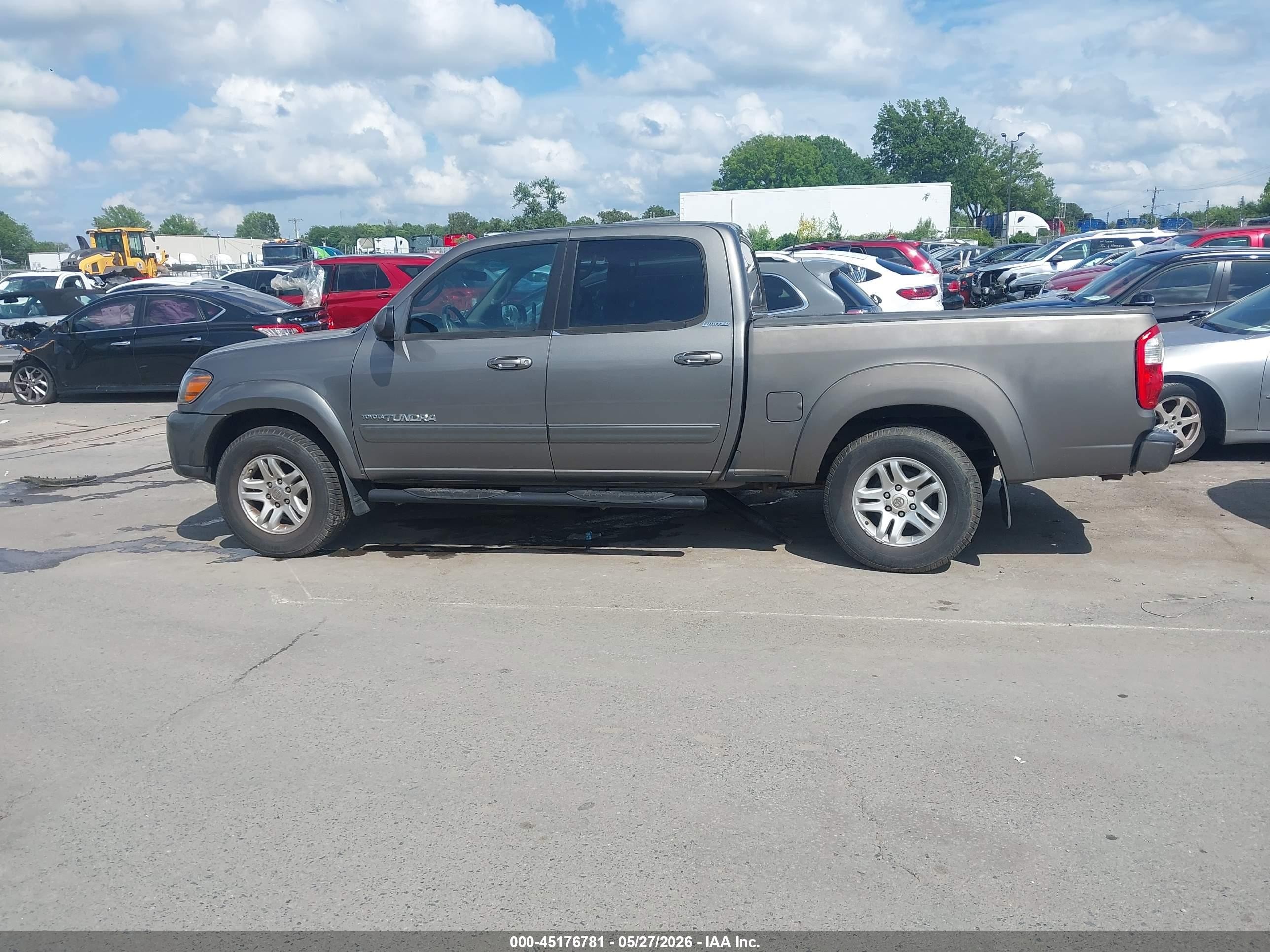 2005 Toyota Tundra Limited V8 Gray vin: 5TBDT48175S489104