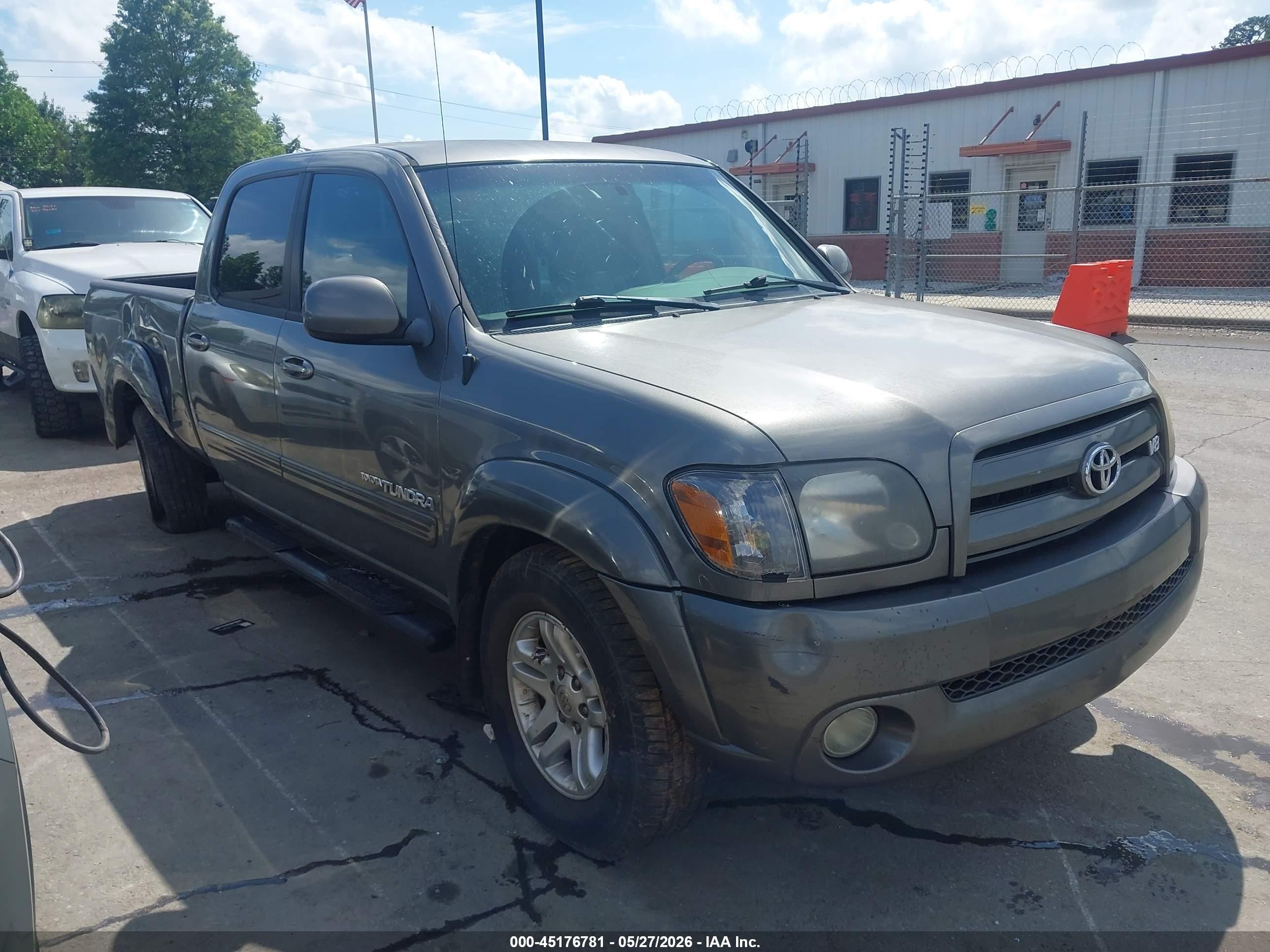2005 Toyota Tundra Limited V8 Gray vin: 5TBDT48175S489104