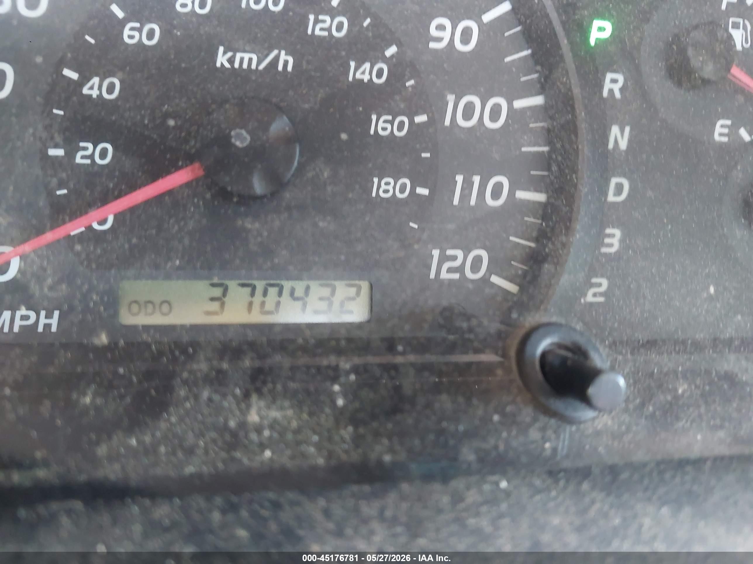 2005 Toyota Tundra Limited V8 Gray vin: 5TBDT48175S489104