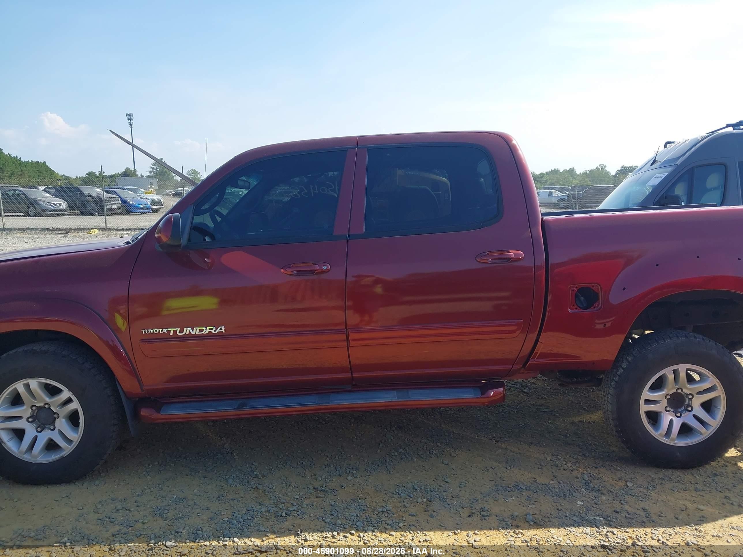 2006 Toyota Tundra Limited V8 Burgundy vin: 5TBDT48176S511393