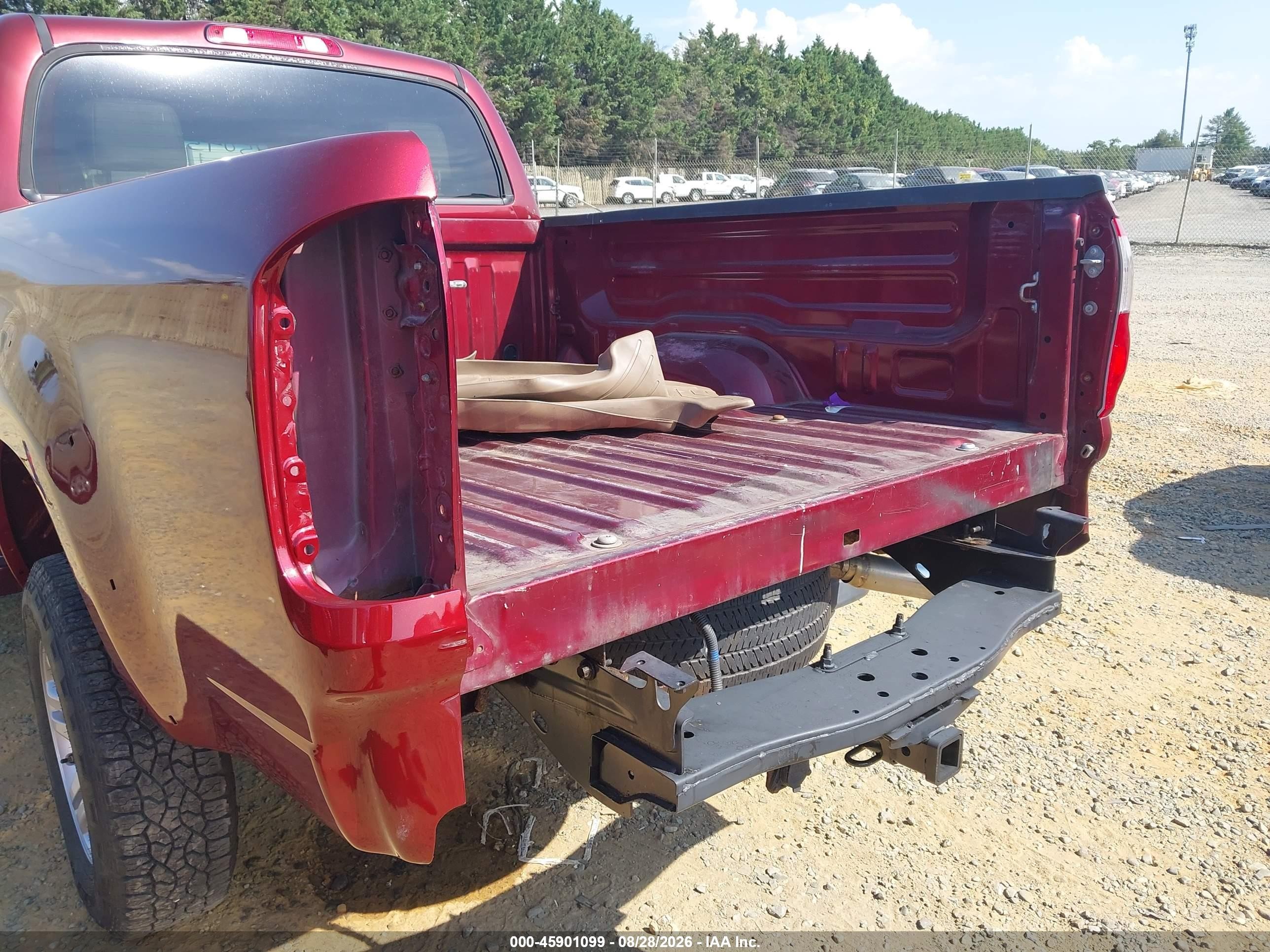 2006 Toyota Tundra Limited V8 Burgundy vin: 5TBDT48176S511393