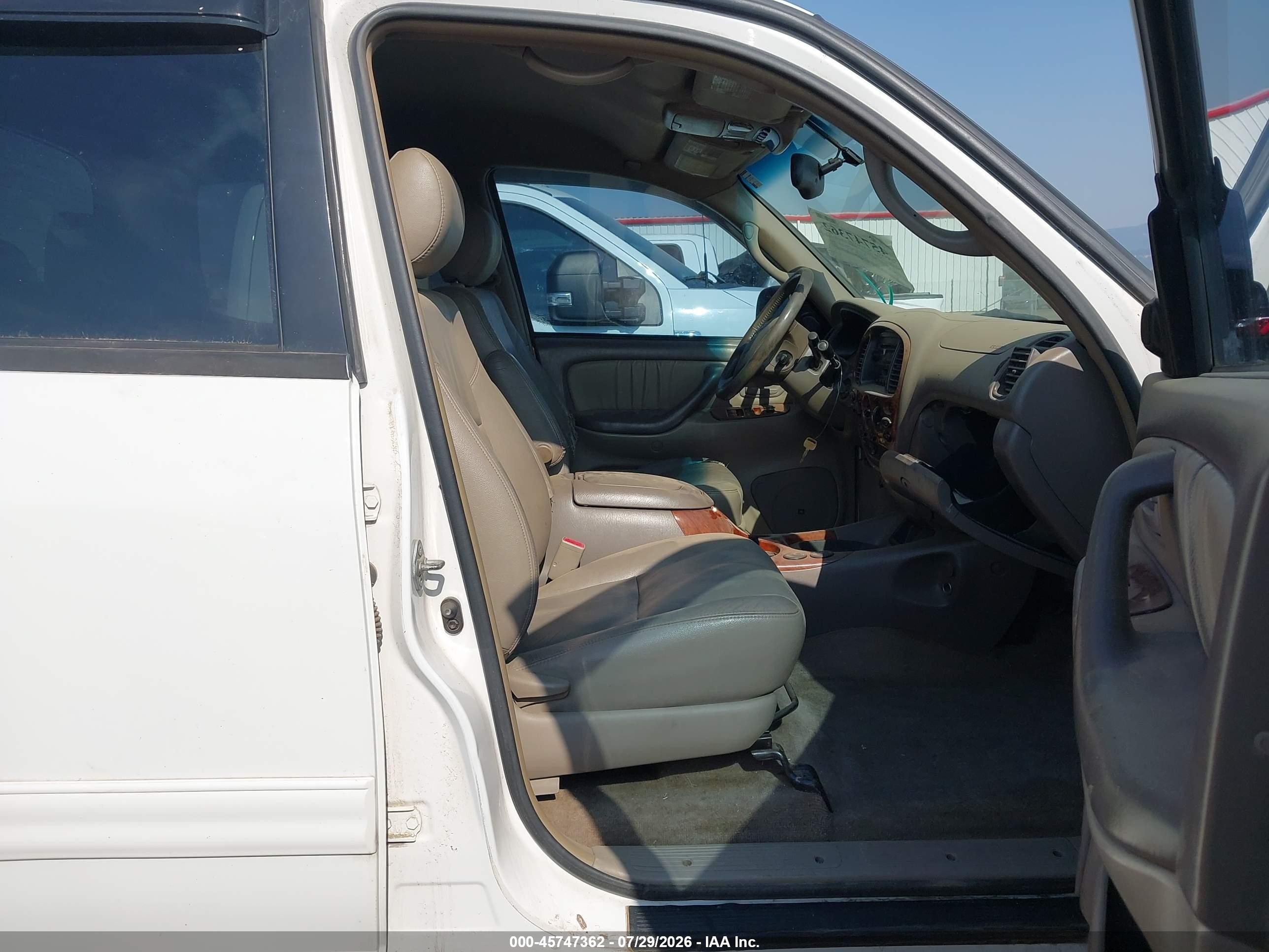 2006 Toyota Tundra Limited V8 Белый vin: 5TBDT48176S515265